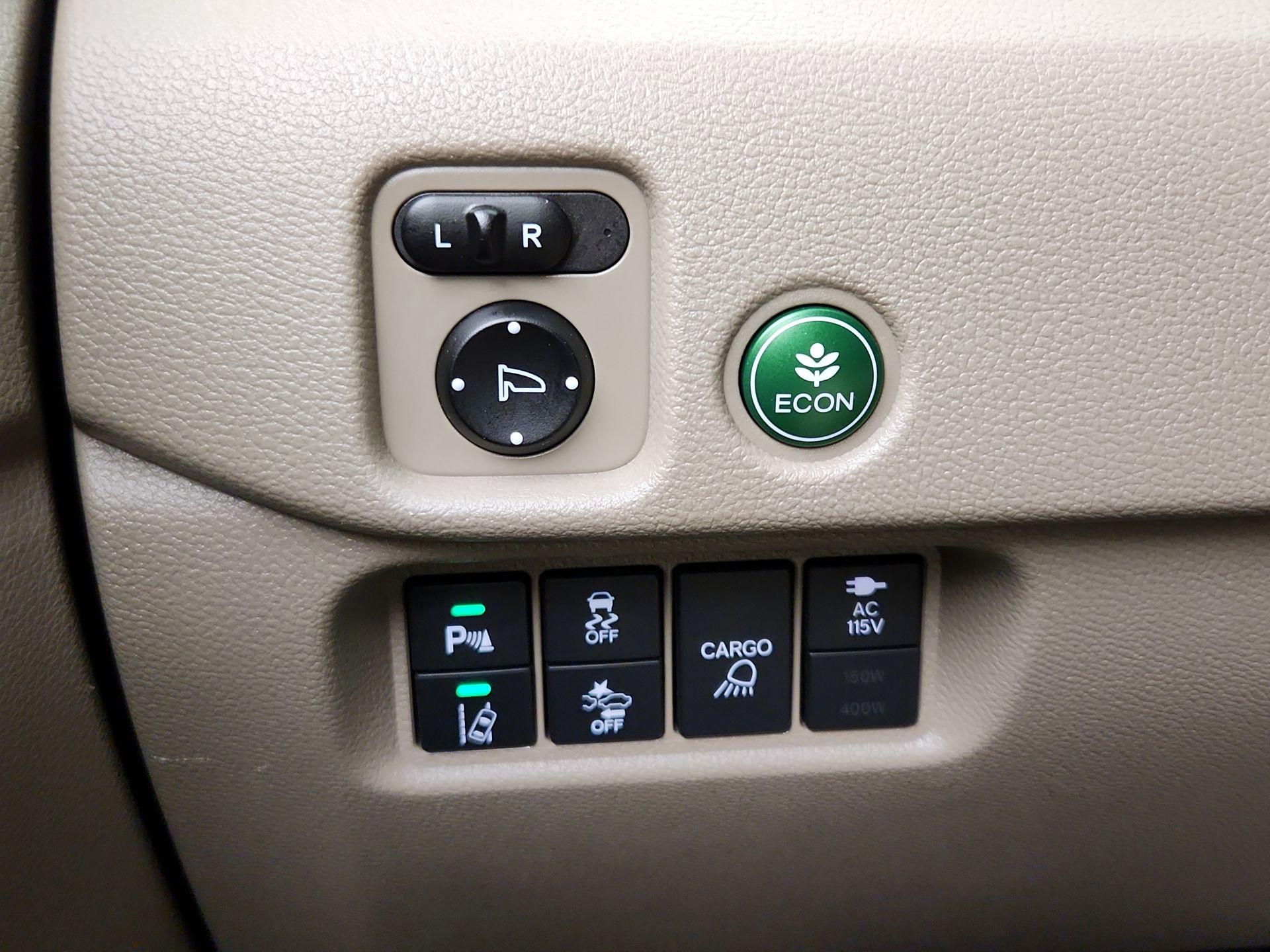 Thumbnail: 2018 Honda Ridgeline - 13