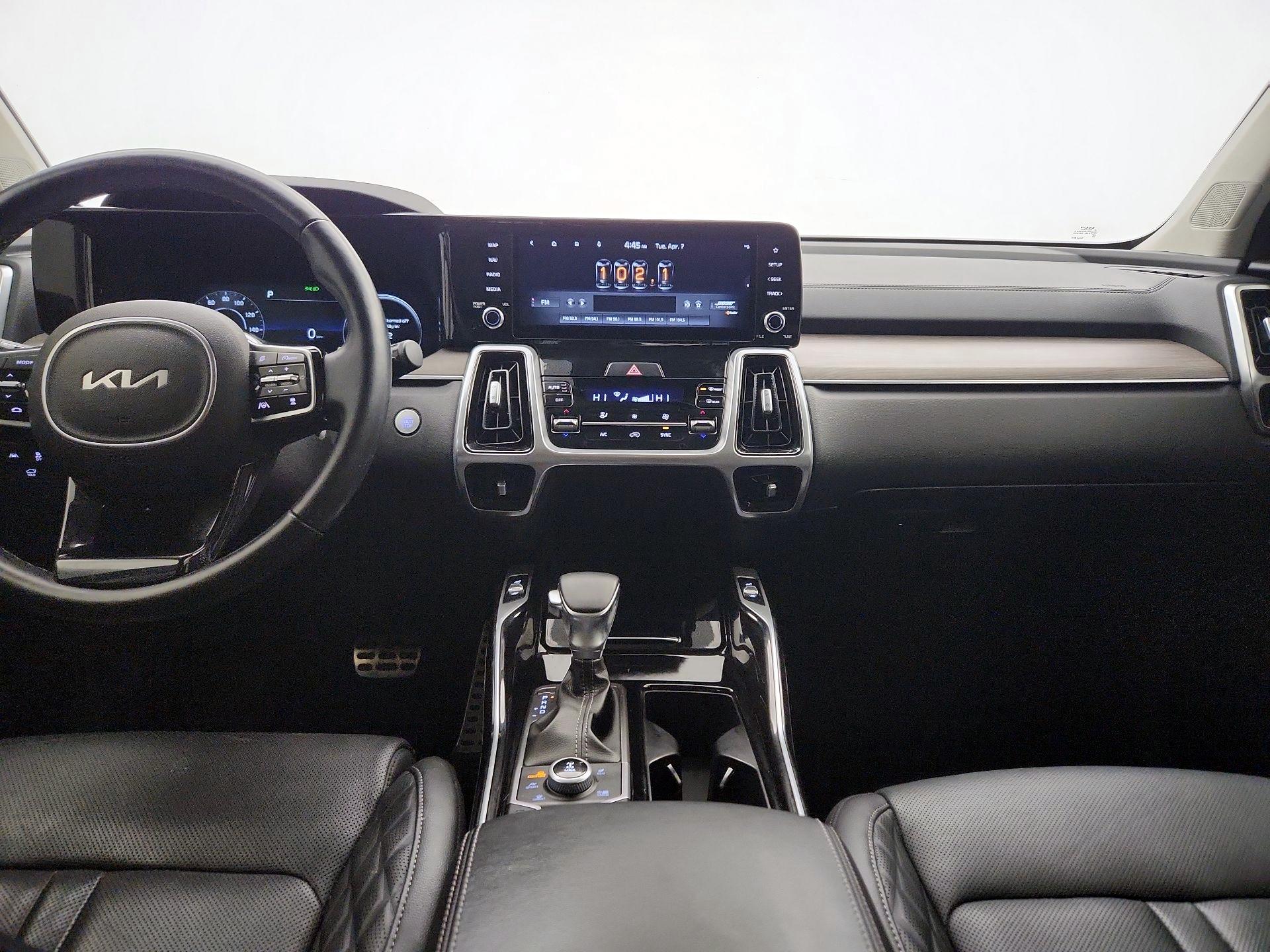 Thumbnail: 2022 Kia Sorento - 9