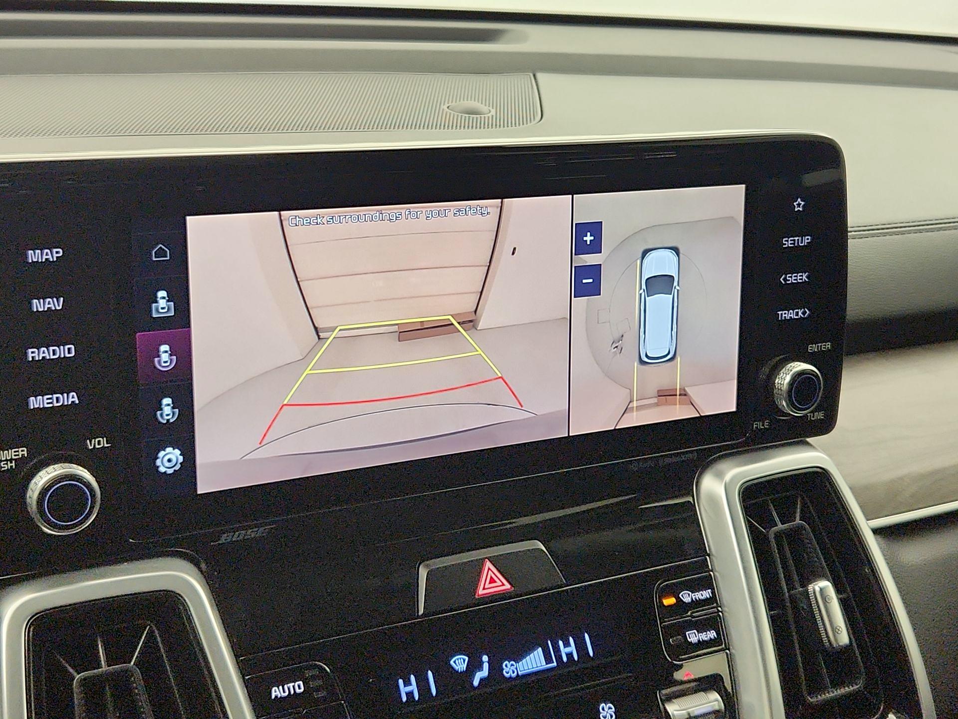 Thumbnail: 2022 Kia Sorento - 15