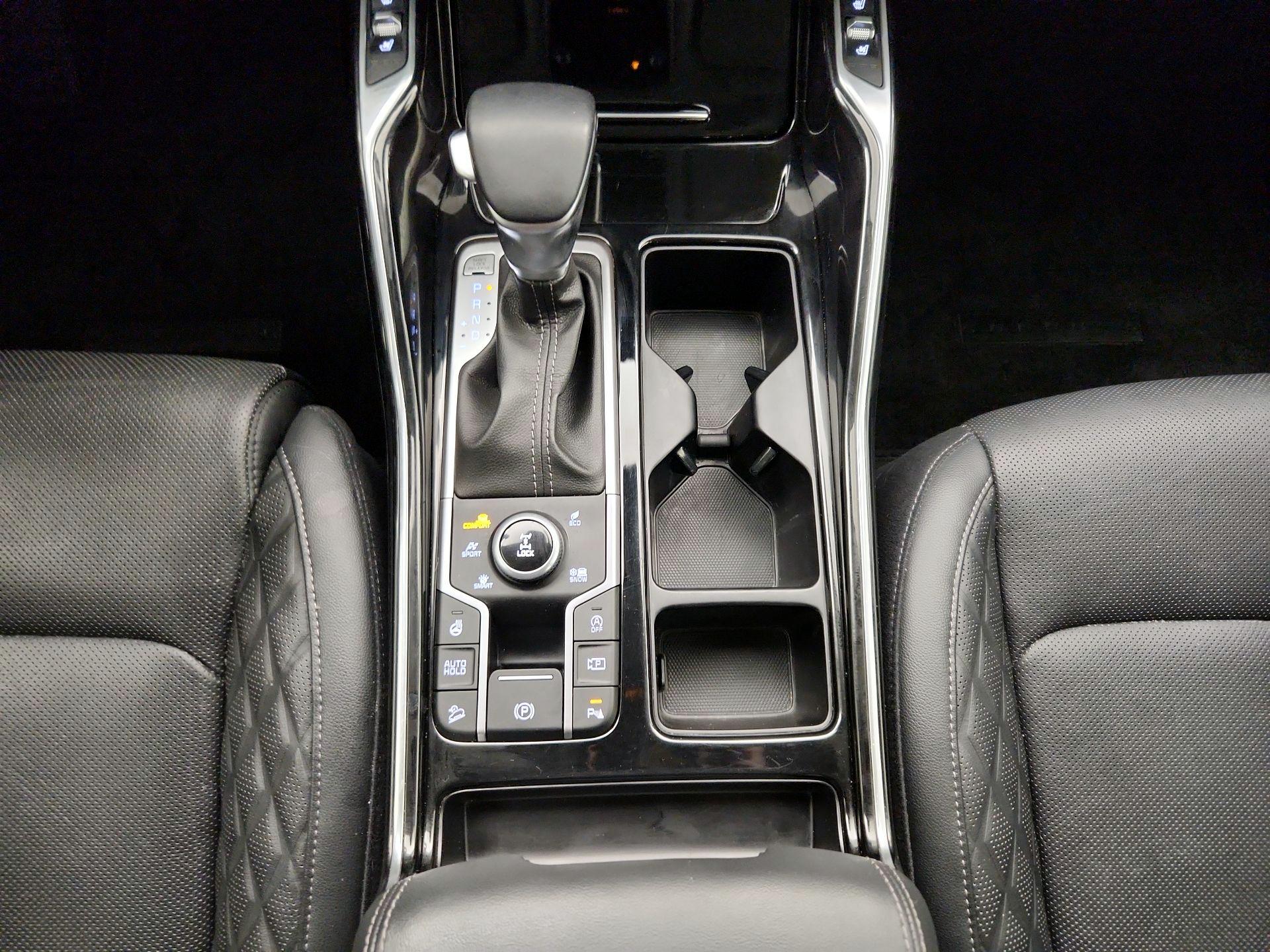 Thumbnail: 2022 Kia Sorento - 18