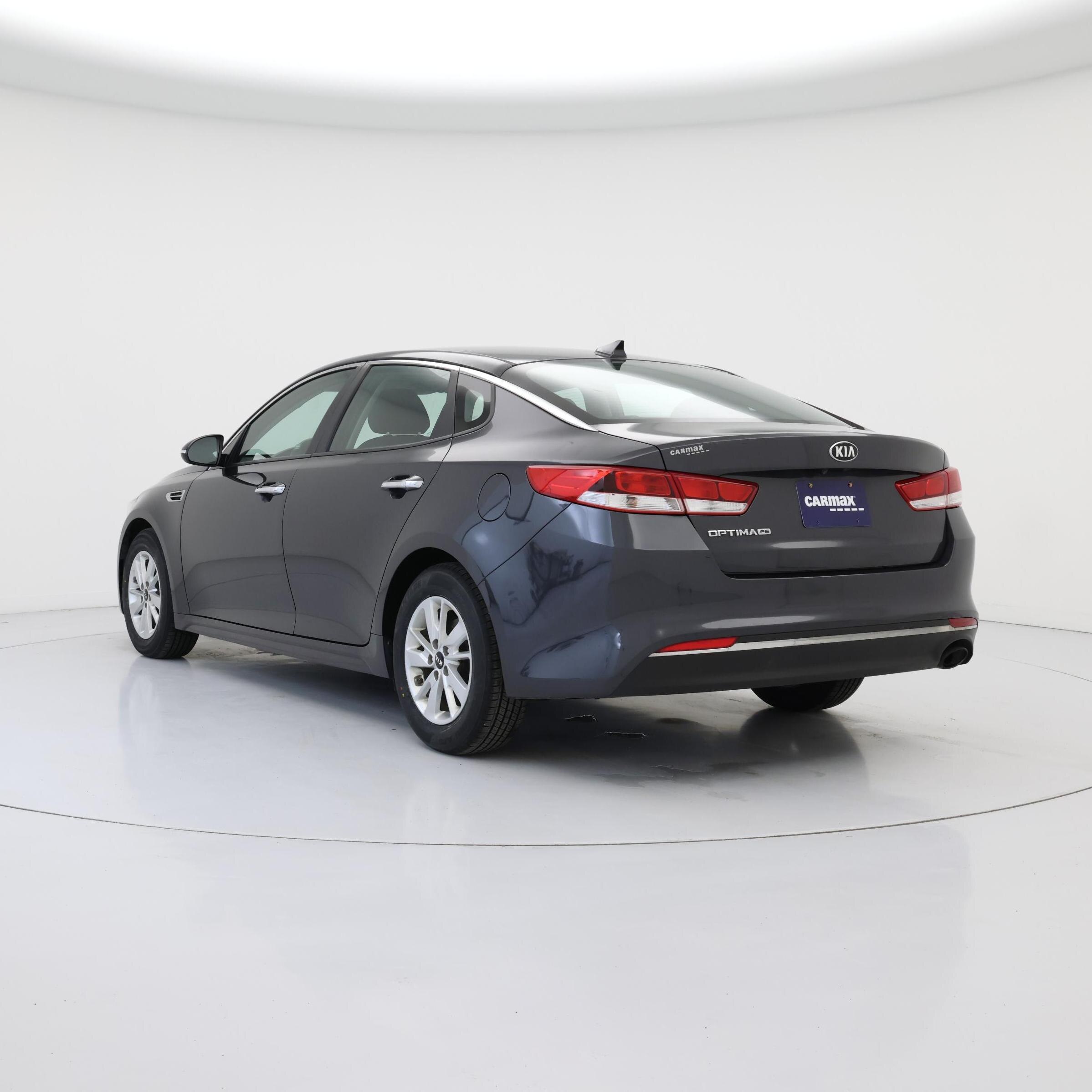 Thumbnail: 2017 Kia Optima - 2