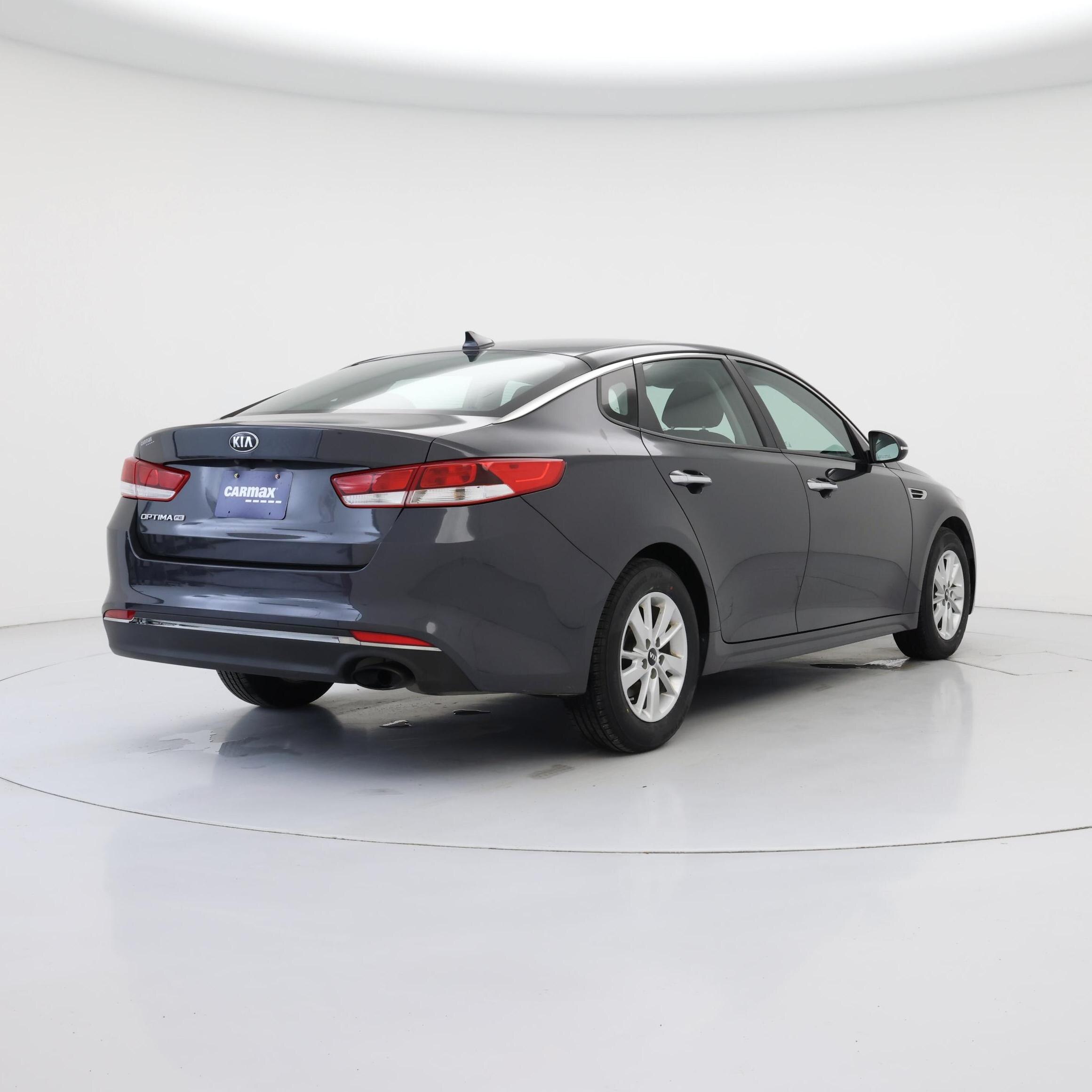 Thumbnail: 2017 Kia Optima - 8