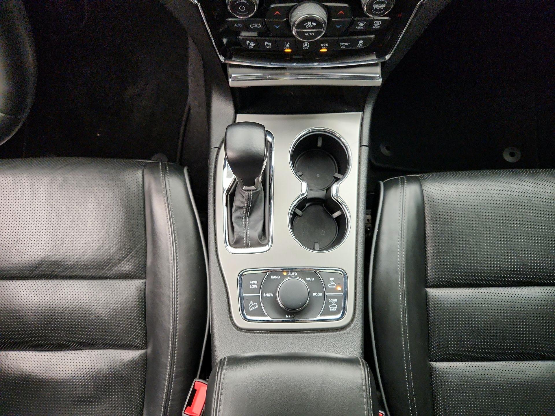 Thumbnail: 2021 Jeep Grand Cherokee - 18