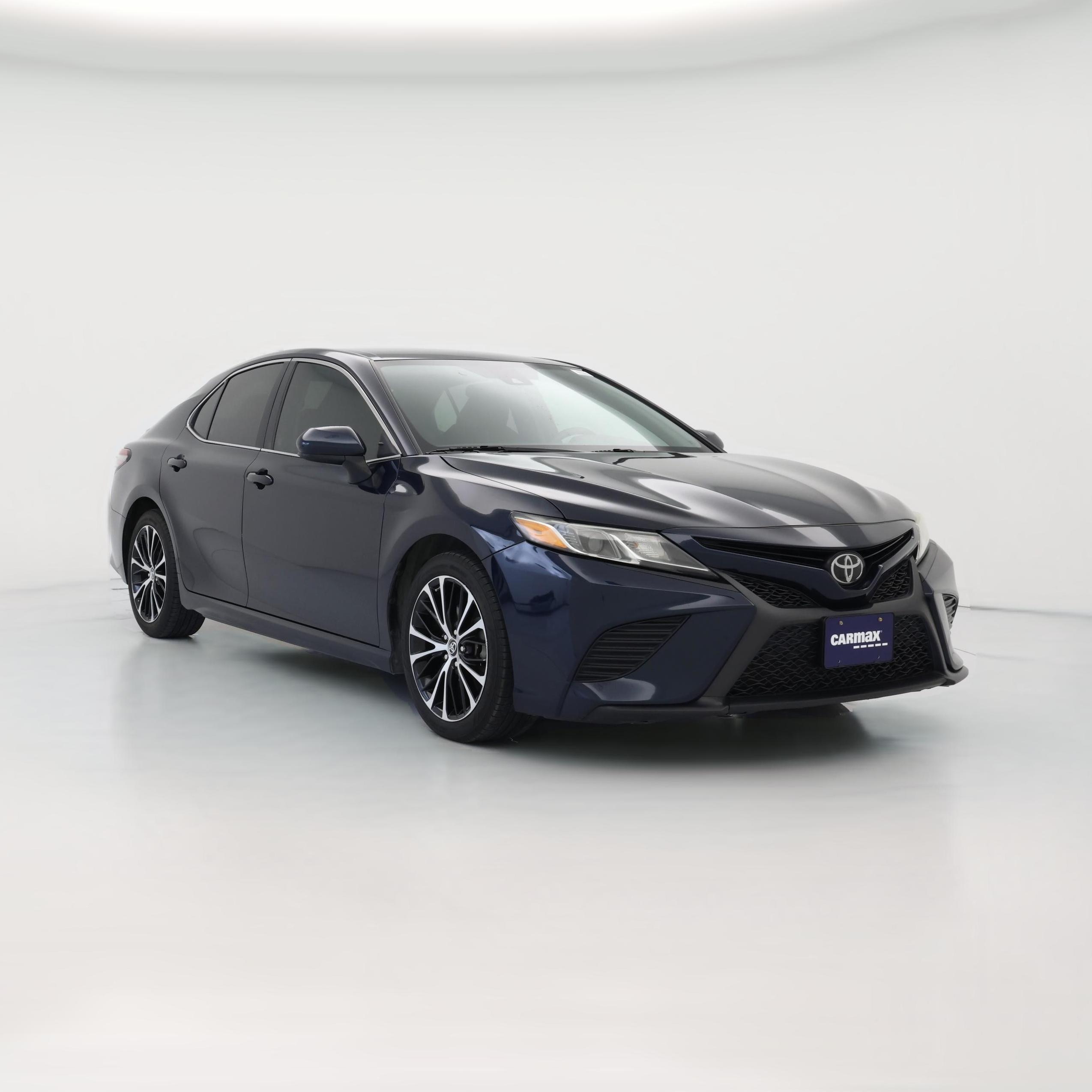 Thumbnail: 2019 Toyota Camry - 1