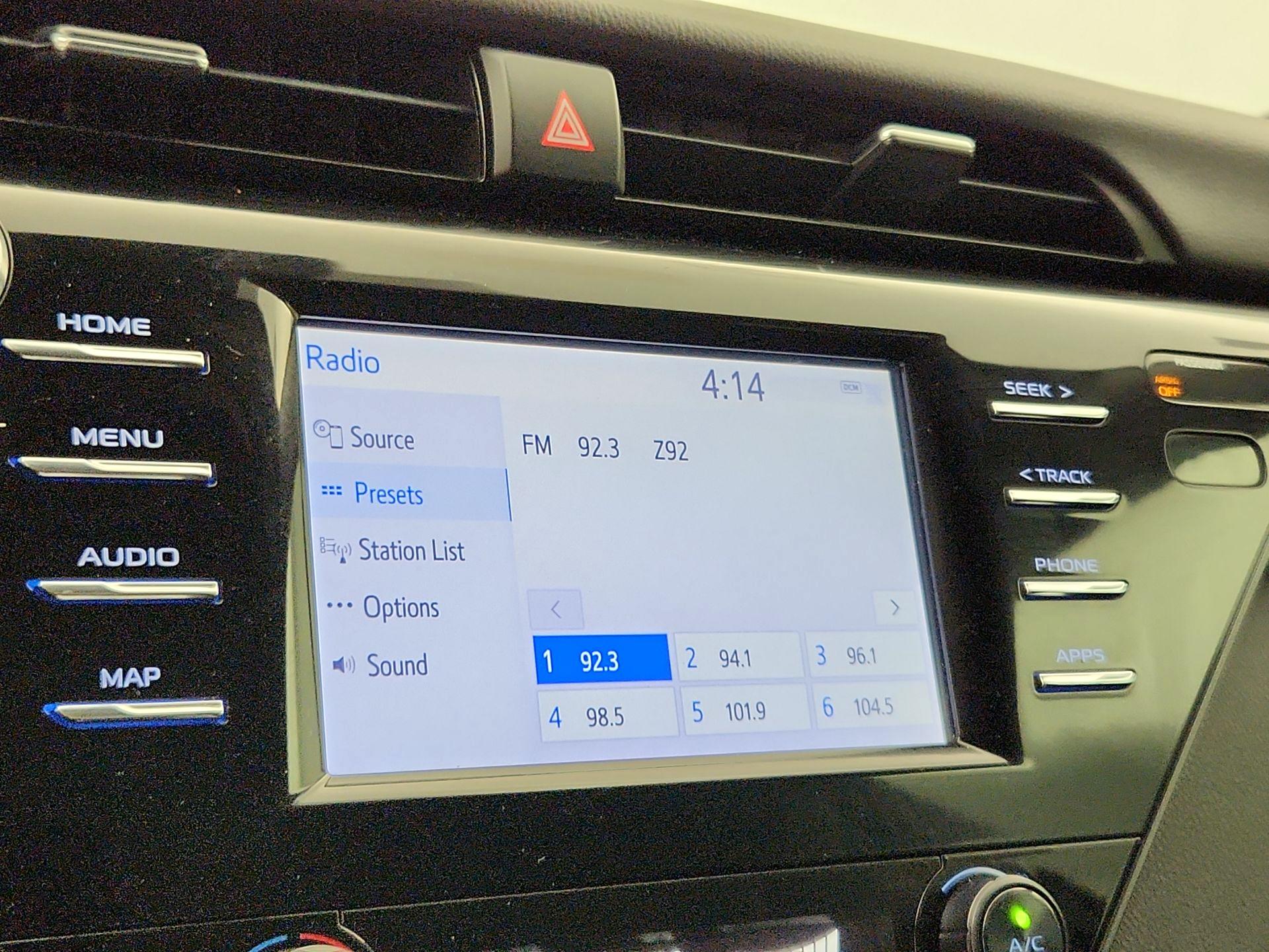 Thumbnail: 2019 Toyota Camry - 15