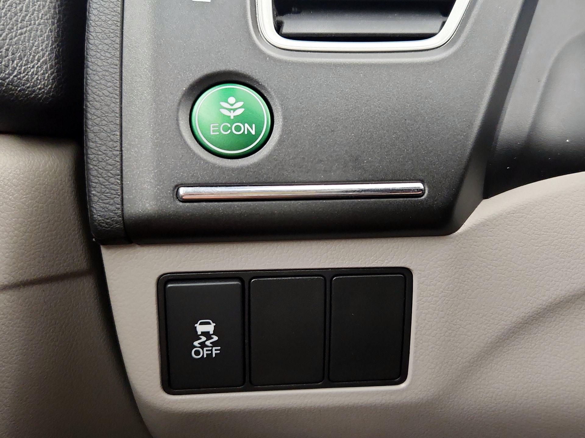 Thumbnail: 2015 Honda Civic - 13