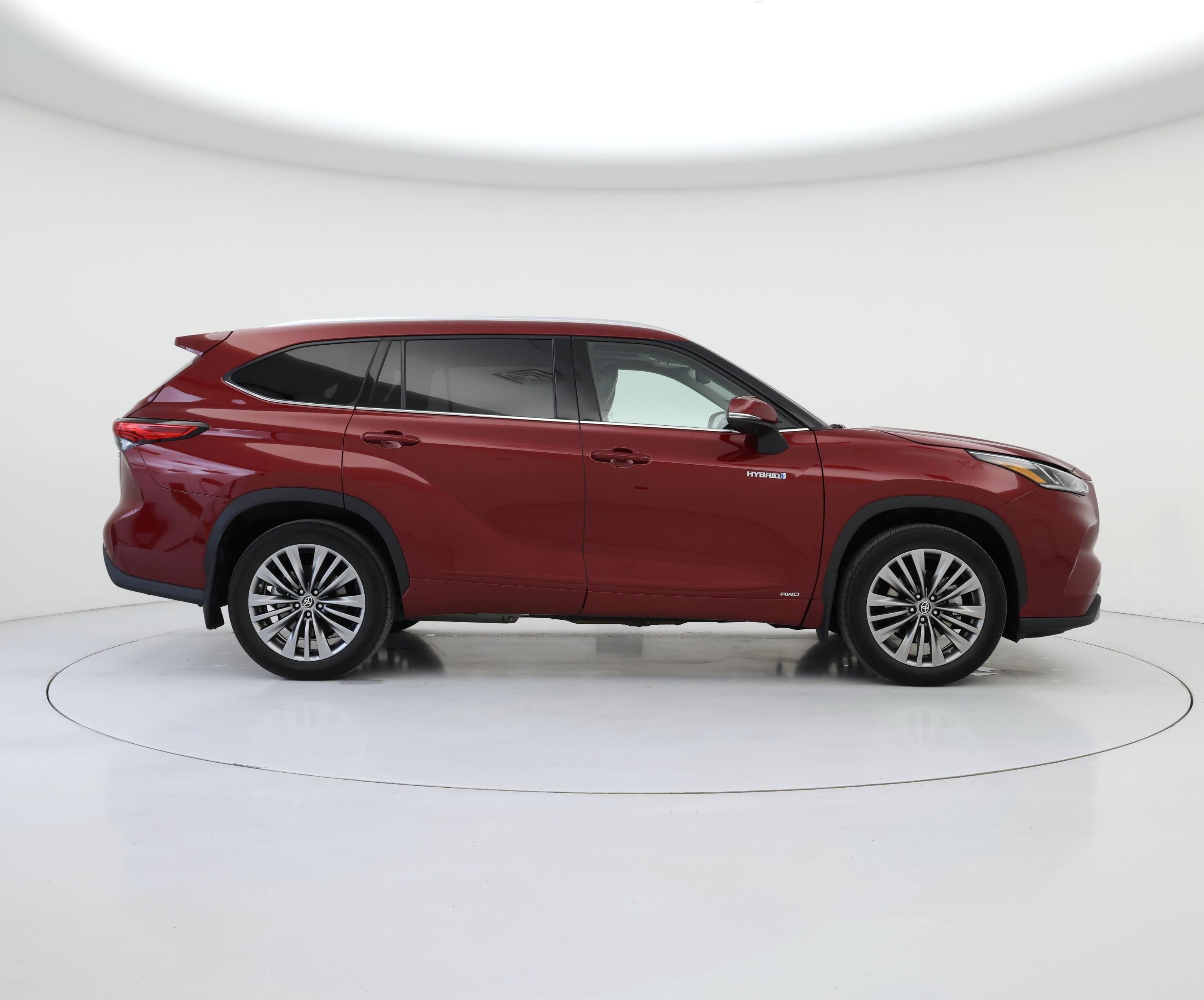 Thumbnail: 2021 Toyota Highlander - 7