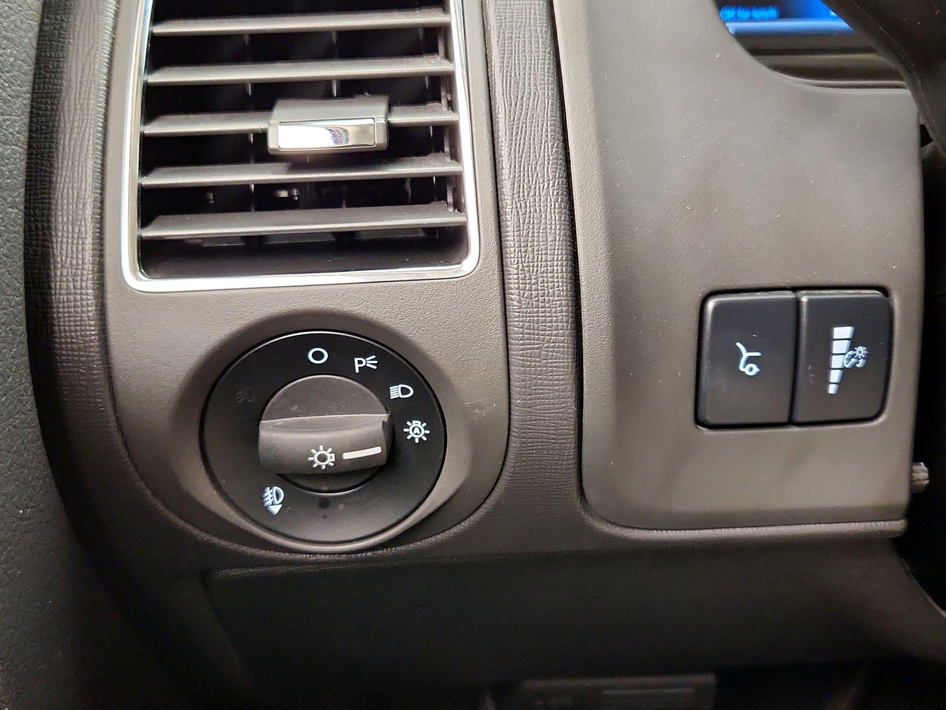 Thumbnail: 2016 Ford Flex - 13