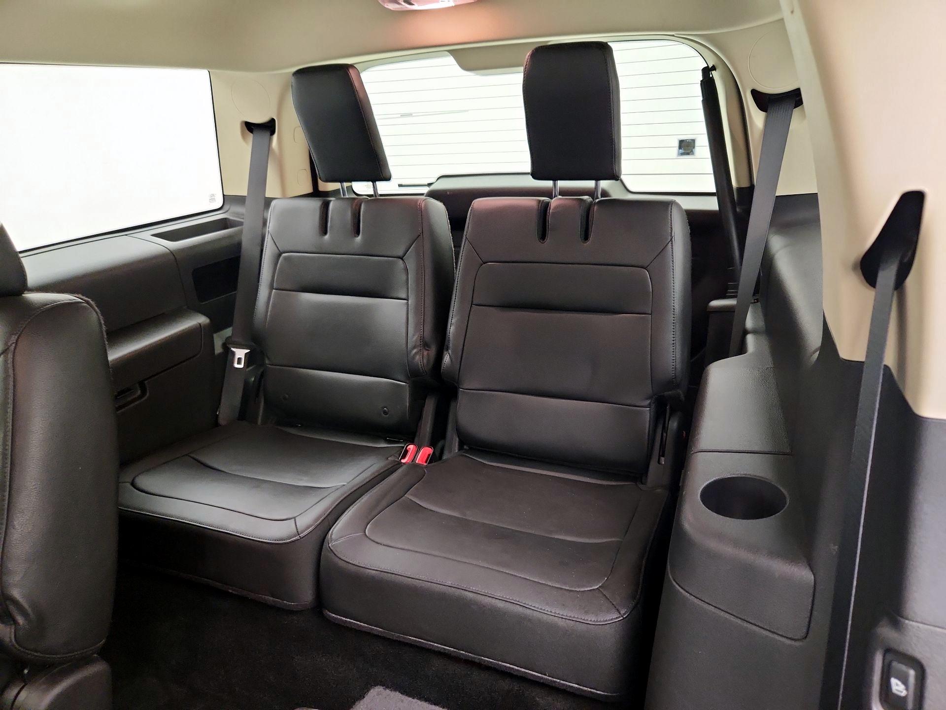 Thumbnail: 2016 Ford Flex - 20