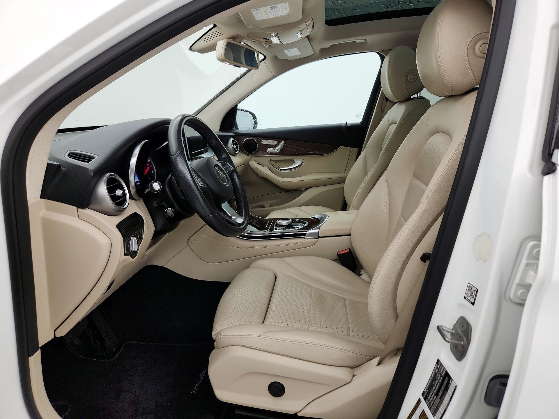 Thumbnail: 2018 Mercedes-Benz GLC - 11