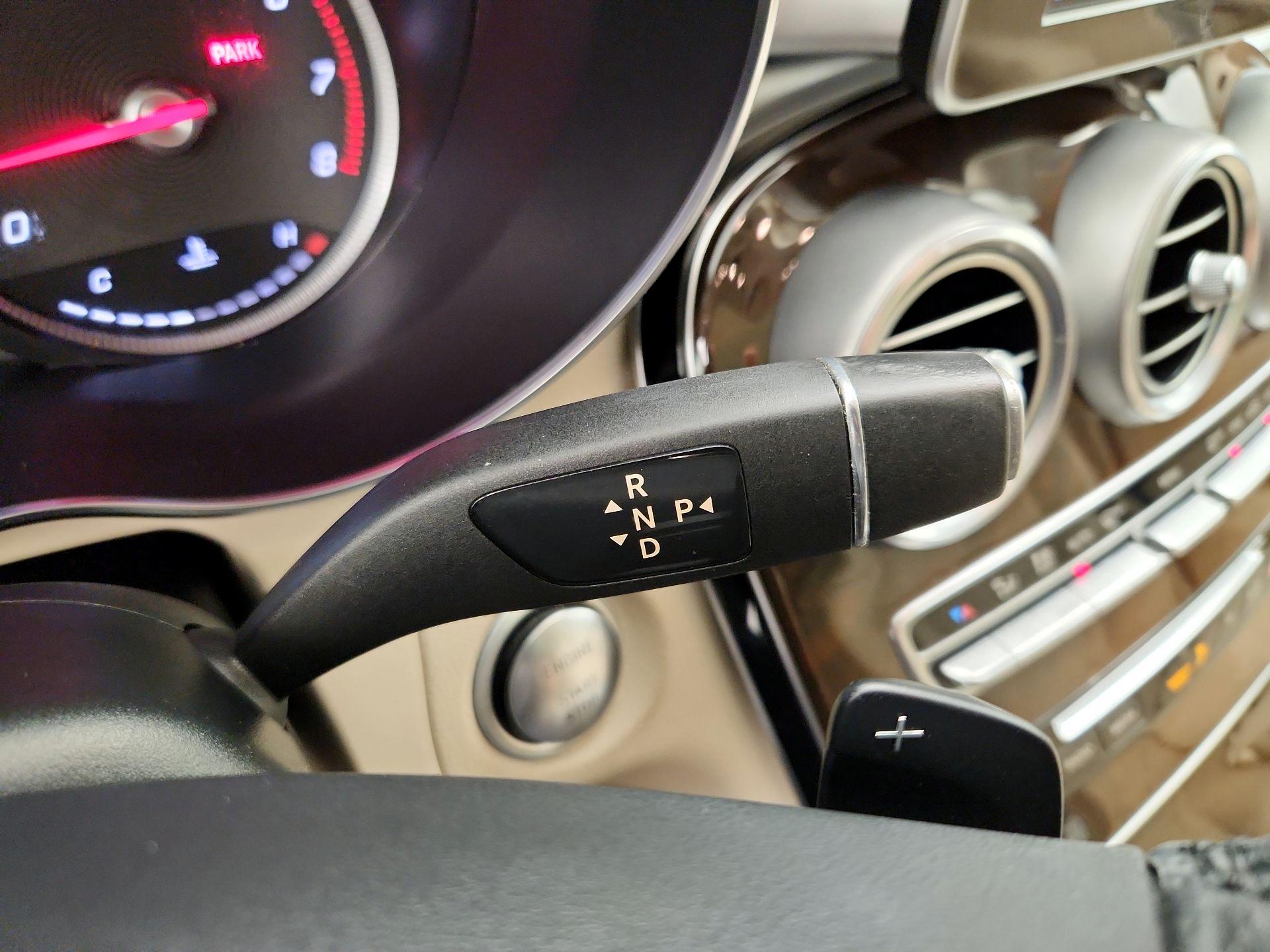 Thumbnail: 2018 Mercedes-Benz GLC - 17