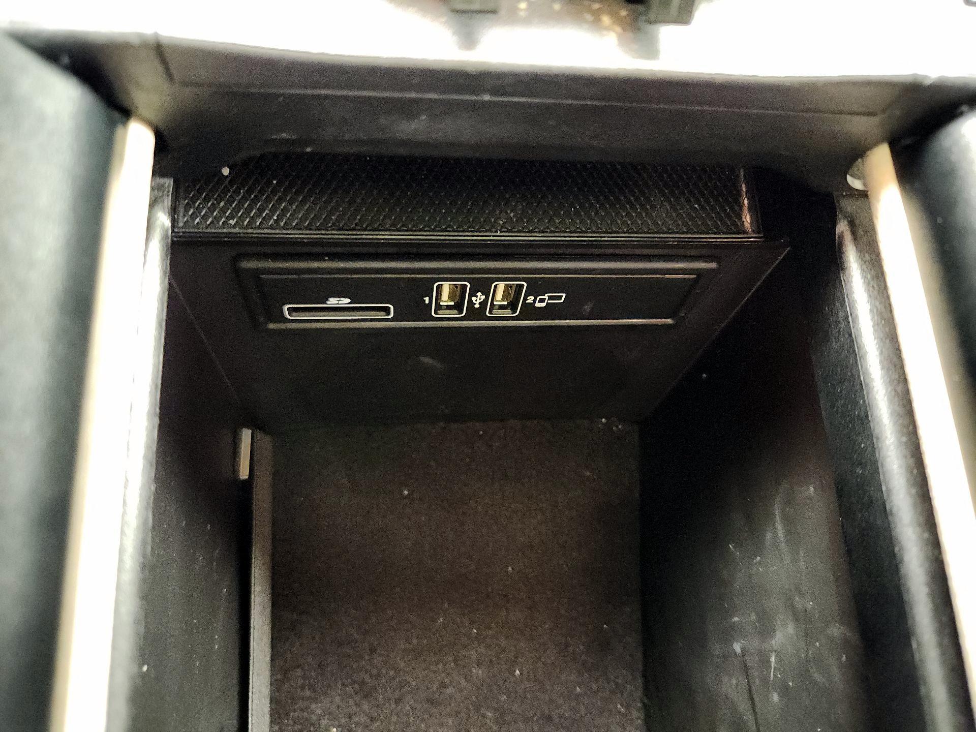 Thumbnail: 2018 Mercedes-Benz GLC - 18