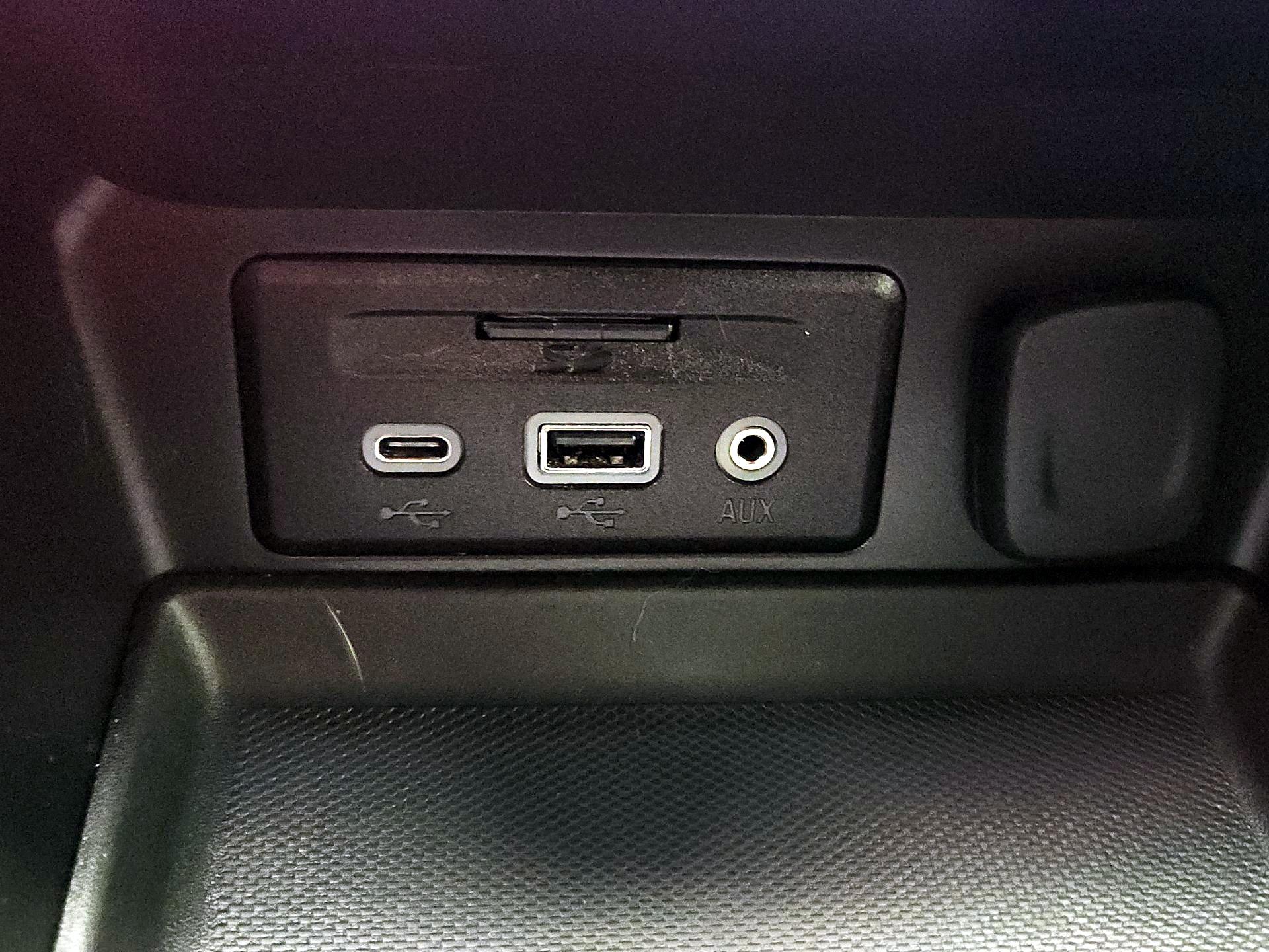 Thumbnail: 2019 GMC Terrain - 19