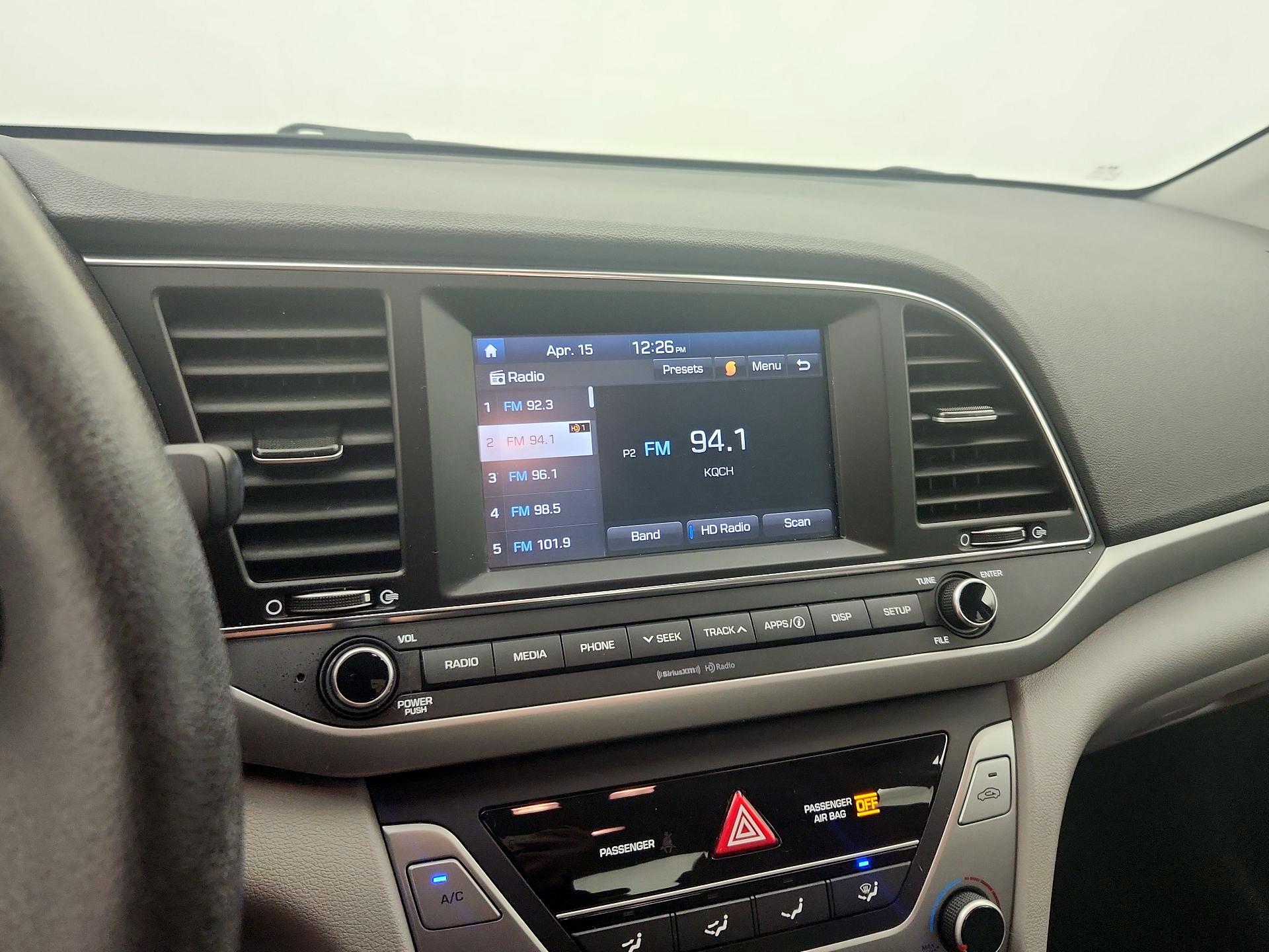 Thumbnail: 2018 Hyundai Elantra - 15