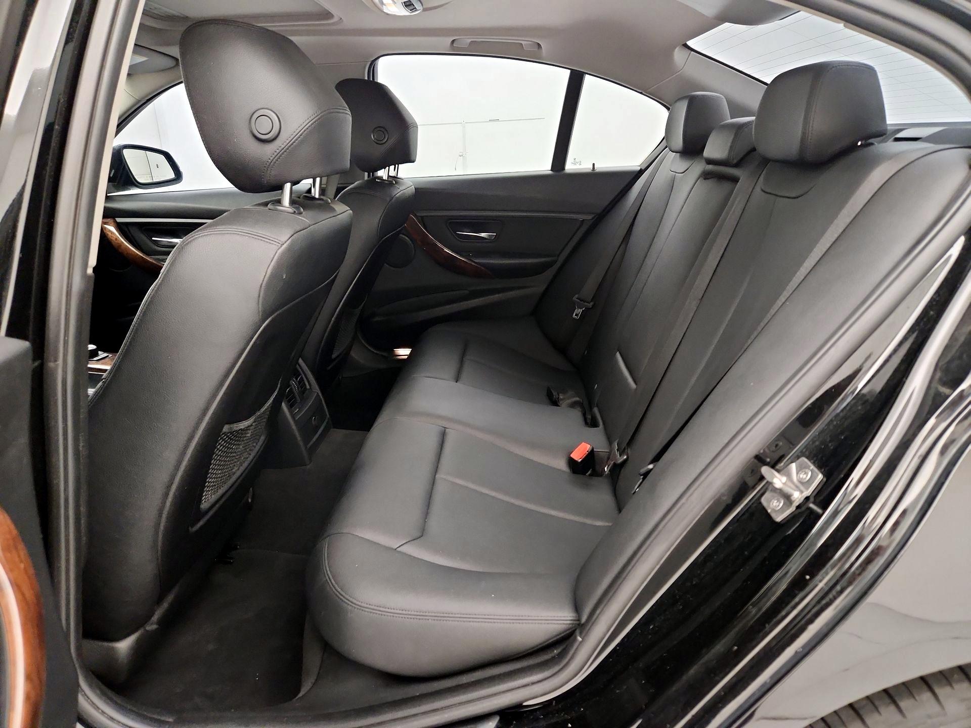 Thumbnail: 2014 BMW 3 Series - 19