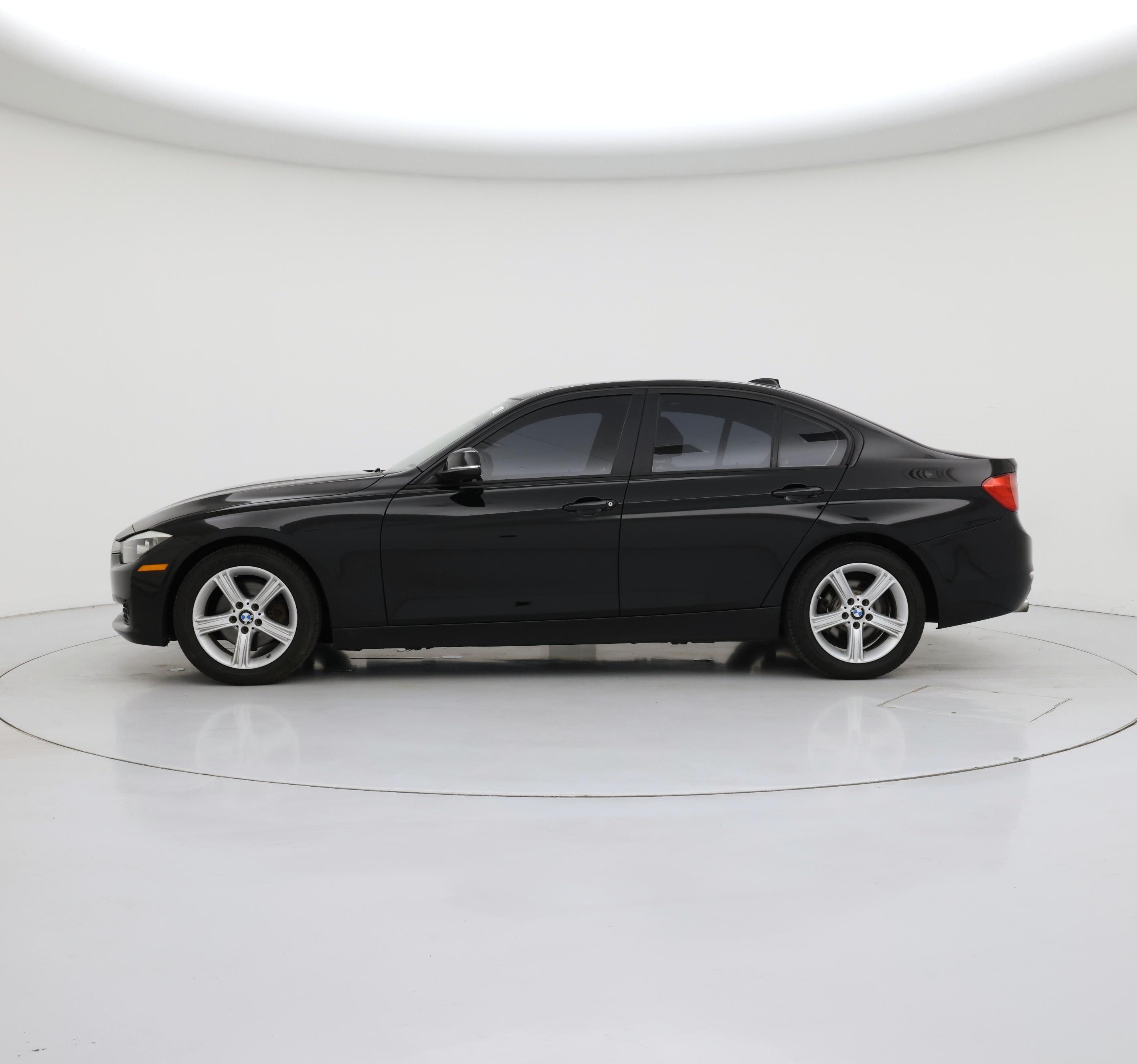 Thumbnail: 2014 BMW 3 Series - 3
