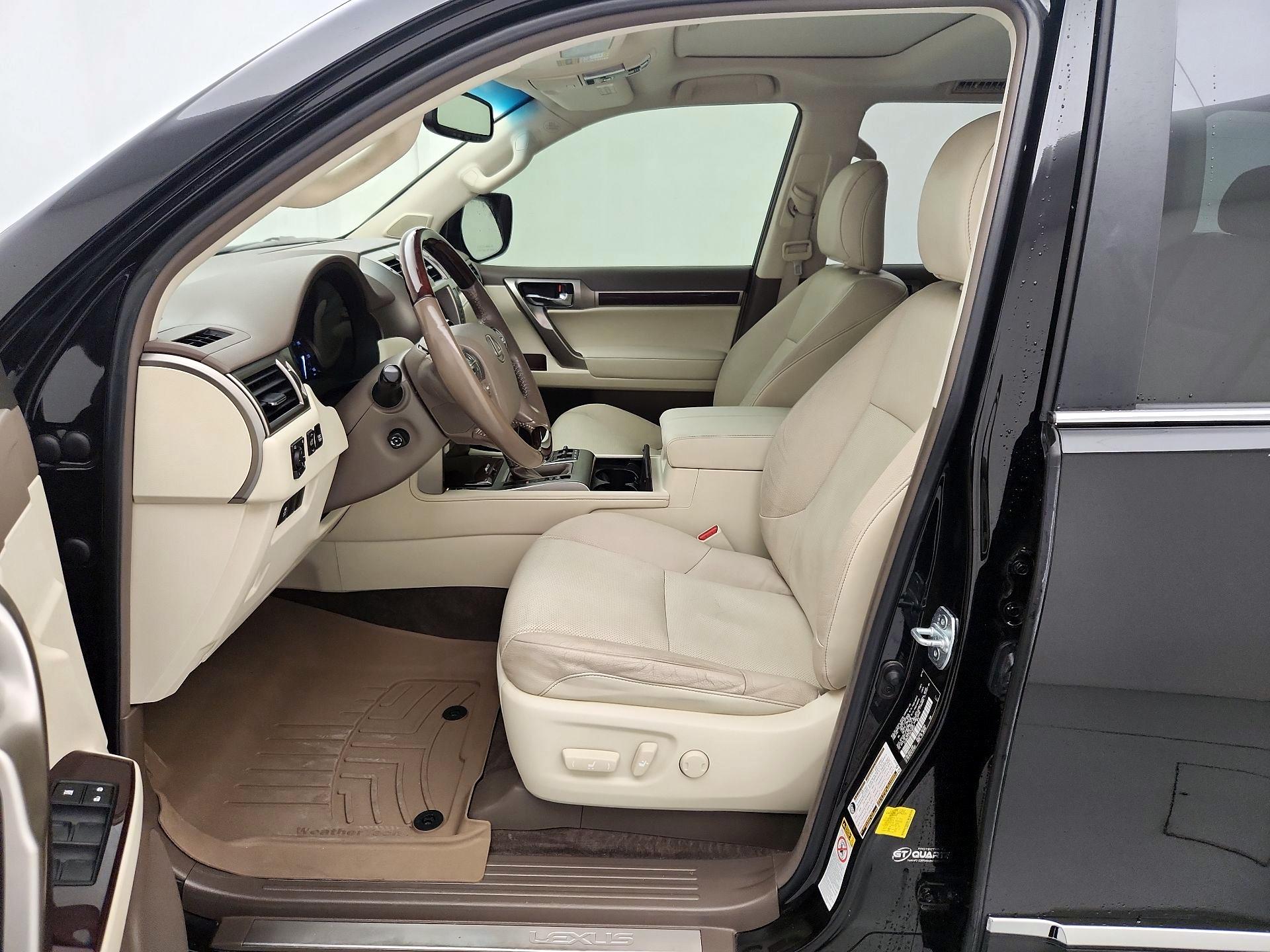 Thumbnail: 2016 Lexus GX - 11