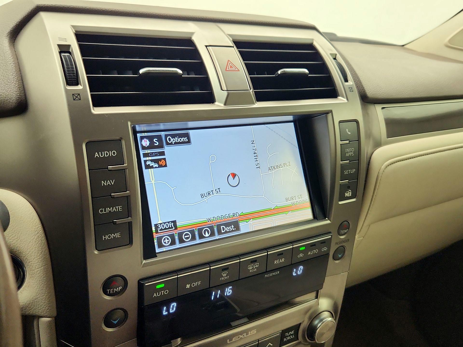 Thumbnail: 2016 Lexus GX - 14