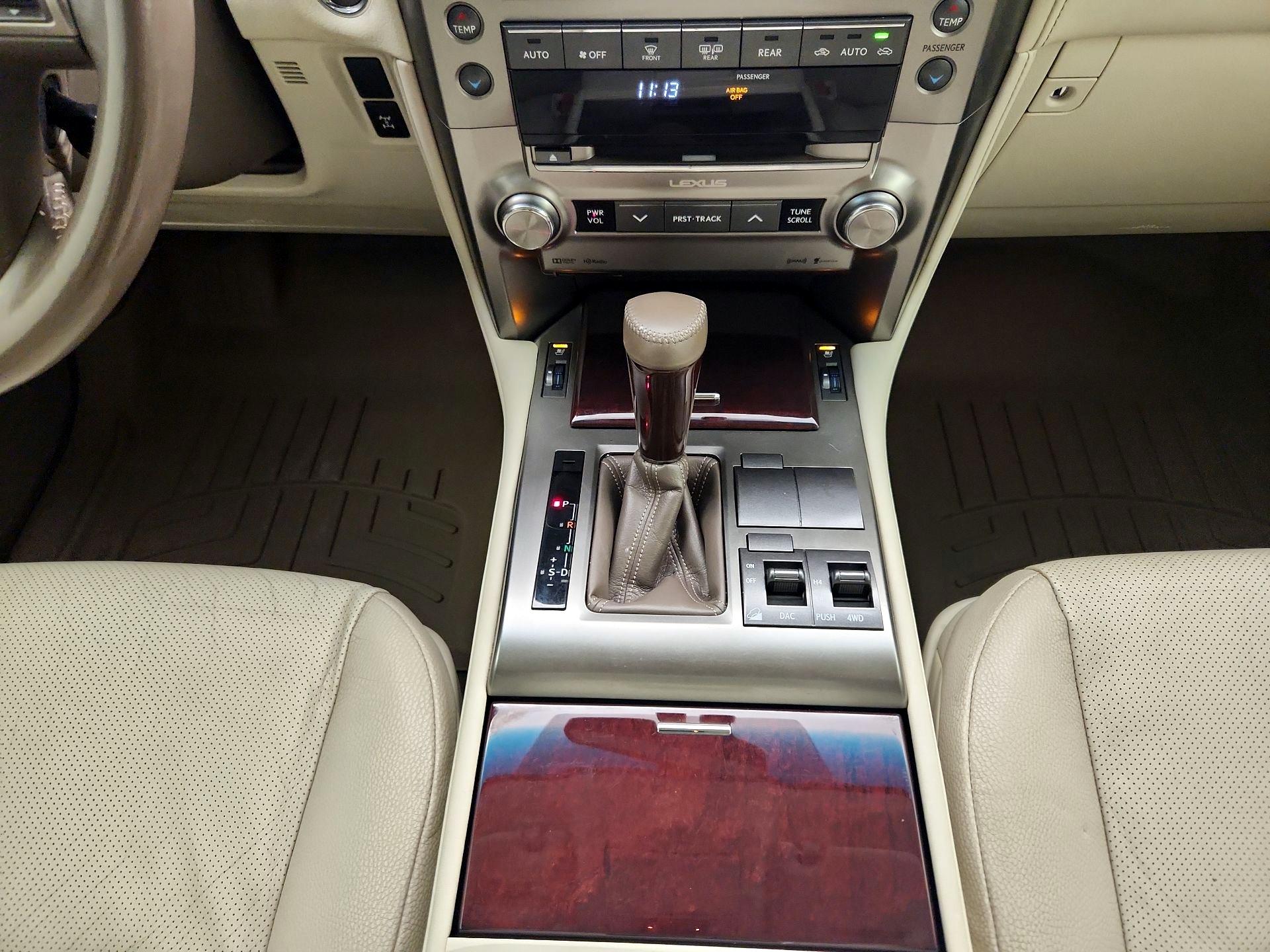 Thumbnail: 2016 Lexus GX - 18