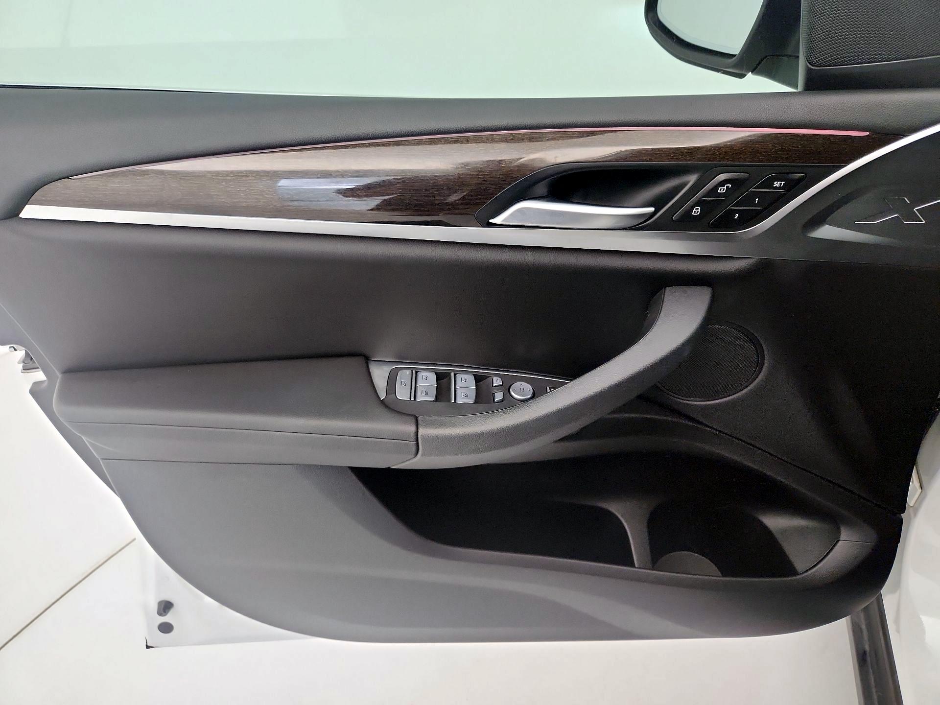 Thumbnail: 2022 BMW X3 - 12