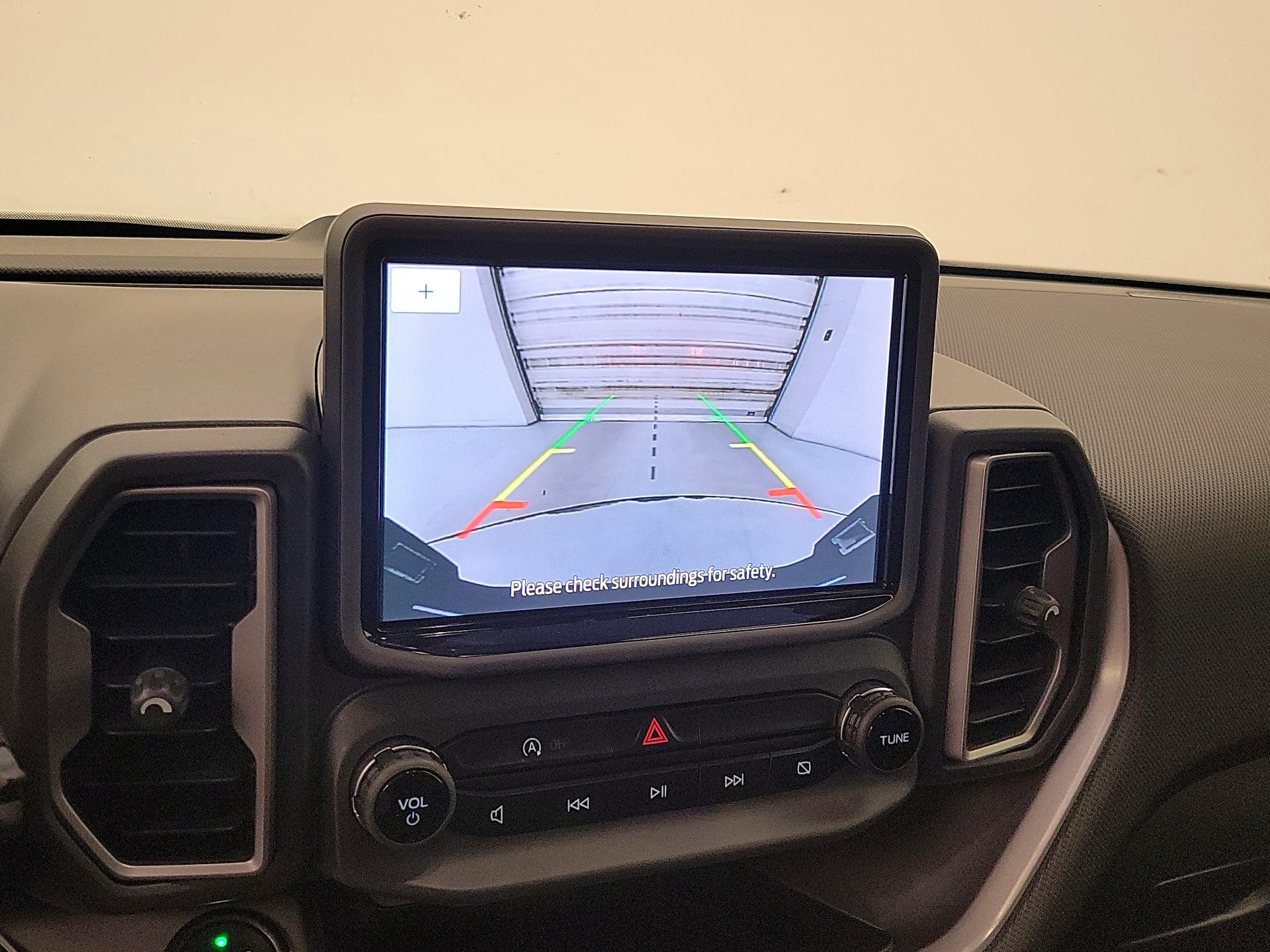 Thumbnail: 2021 Ford Bronco Sport - 14