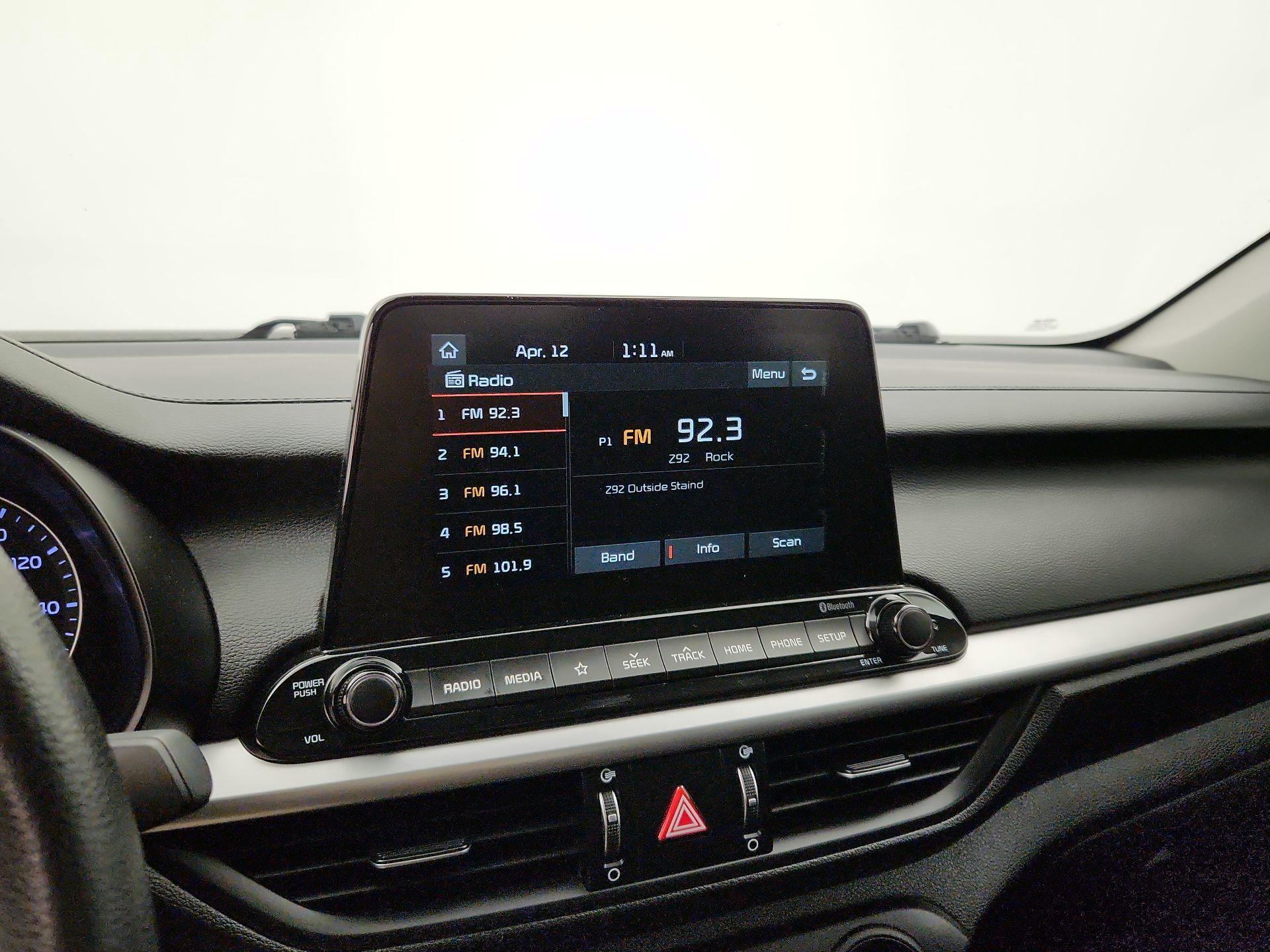 Thumbnail: 2021 Kia Forte - 15