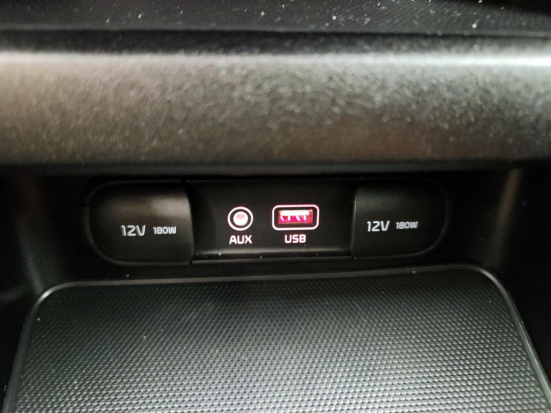 Thumbnail: 2021 Kia Forte - 18