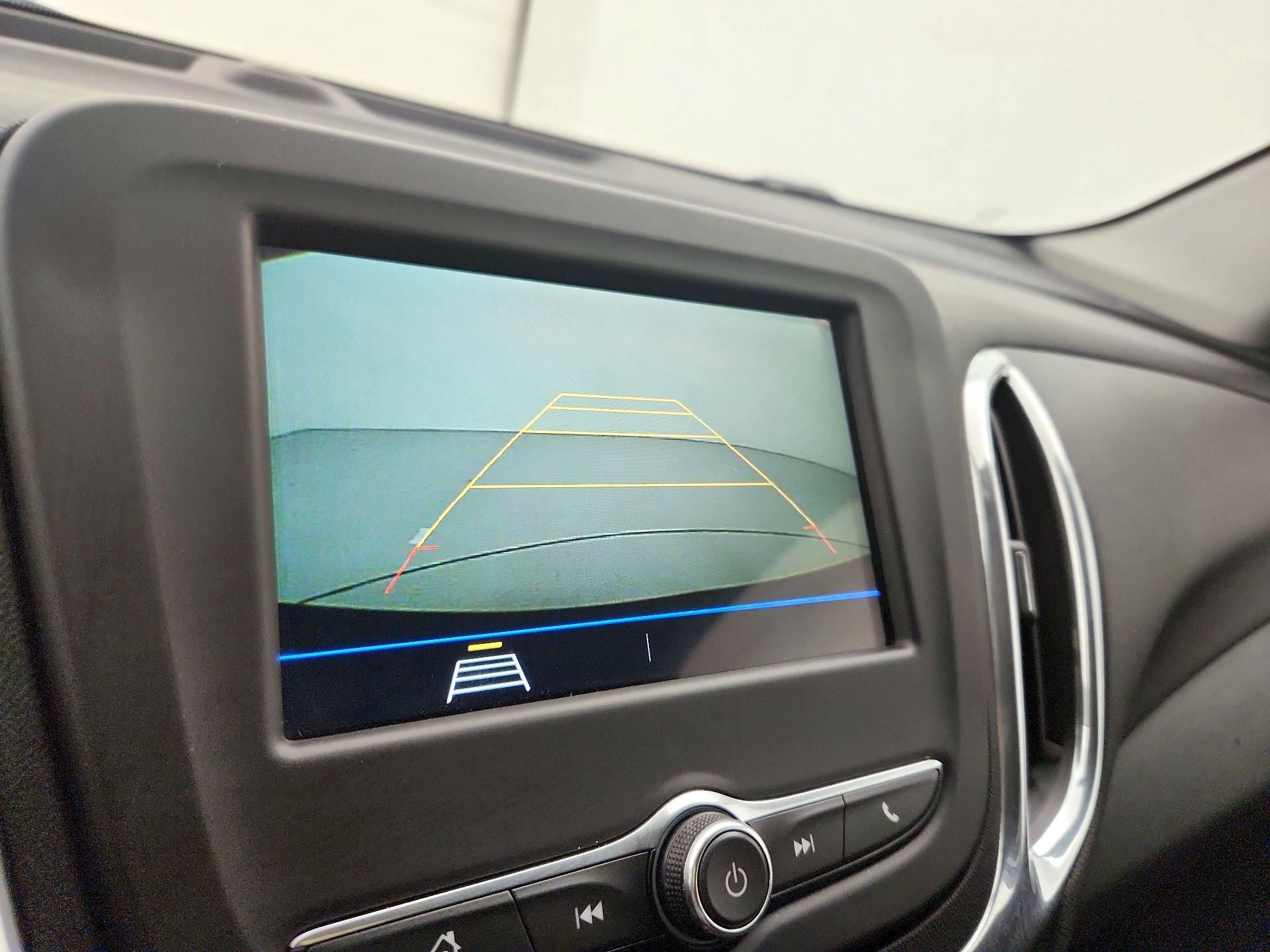 Thumbnail: 2019 Chevrolet Equinox - 14