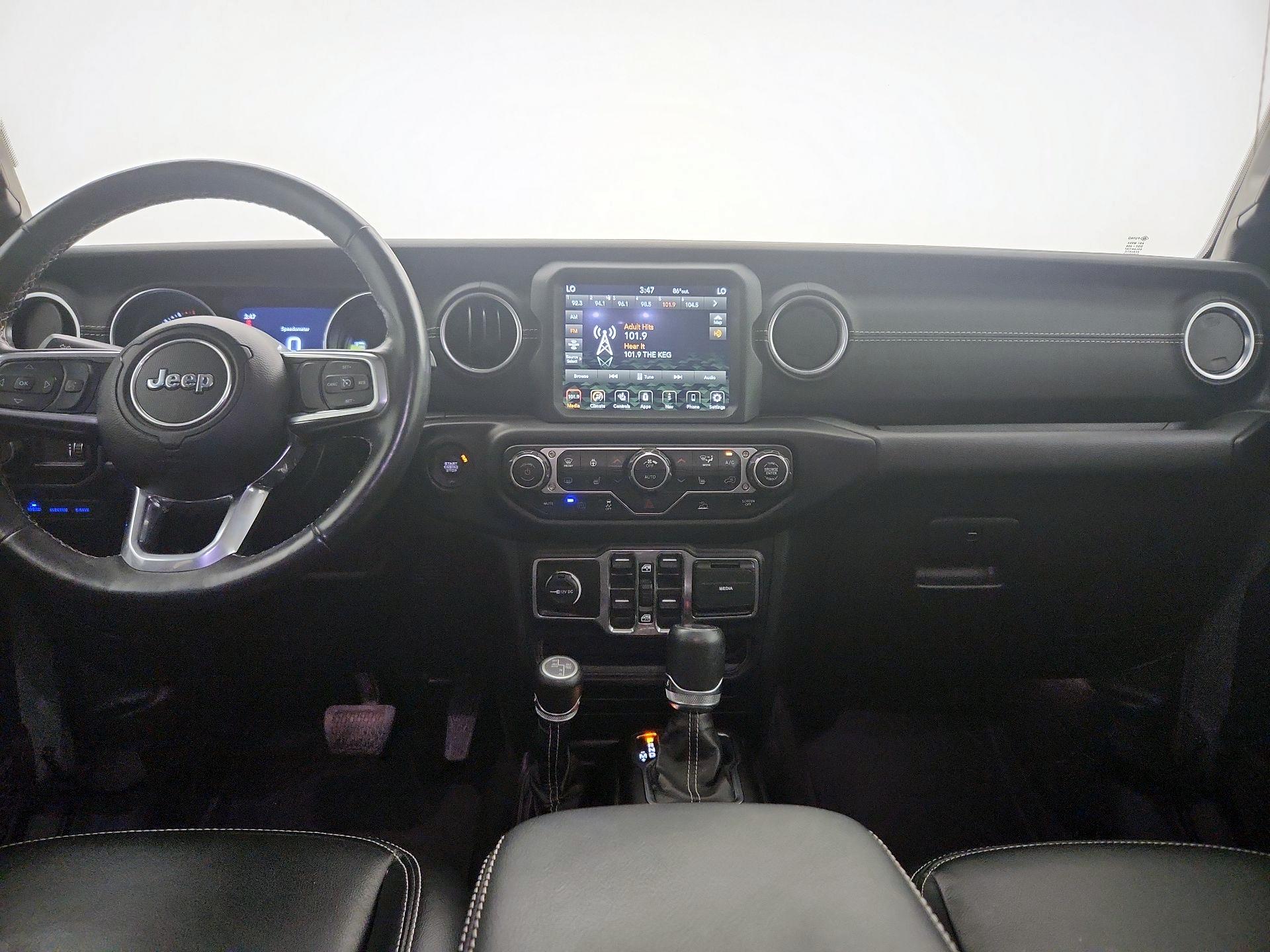 Thumbnail: 2023 Jeep Wrangler - 9