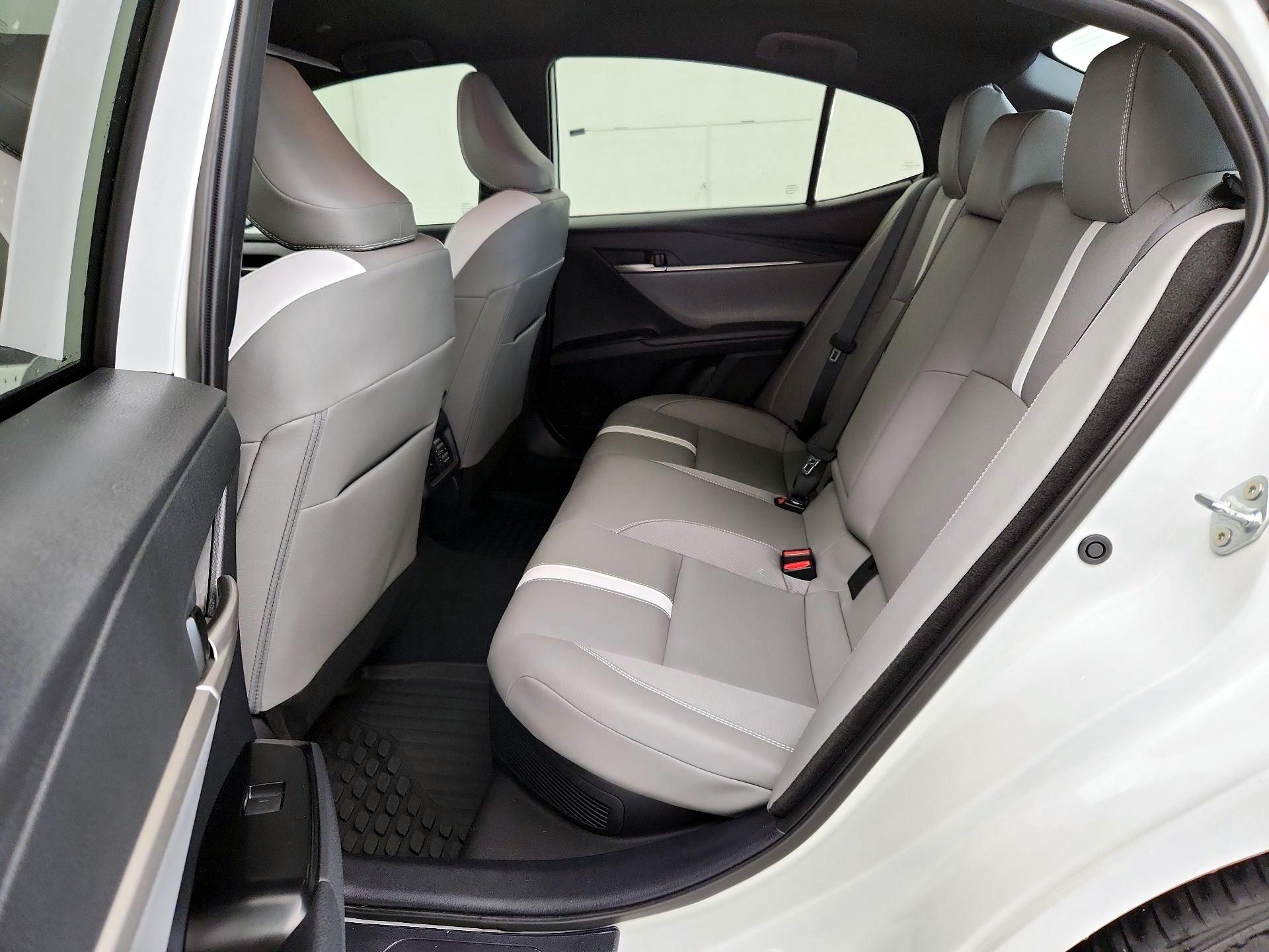 Thumbnail: 2025 Toyota Camry - 19