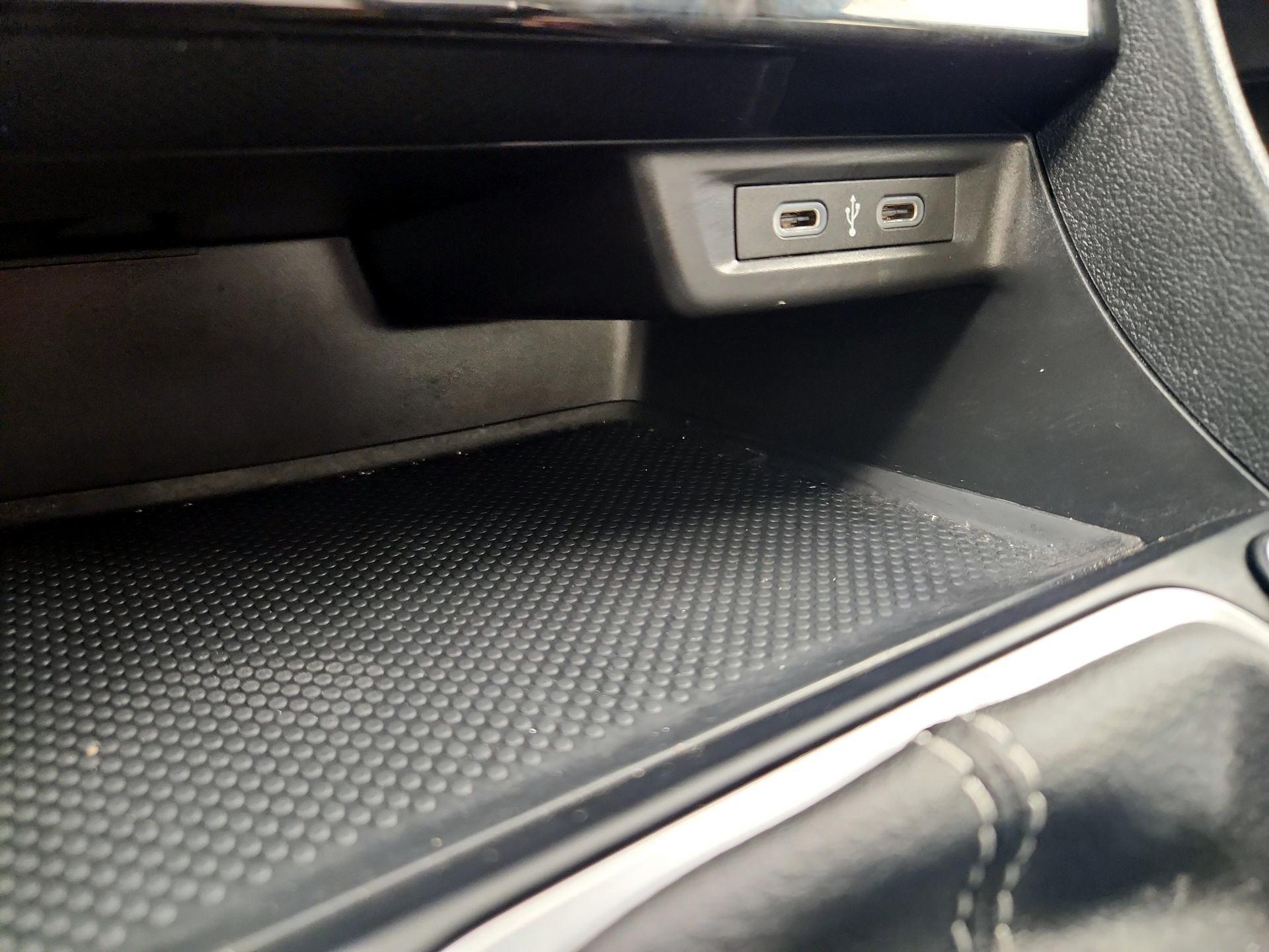 Thumbnail: 2024 Volkswagen Jetta - 16