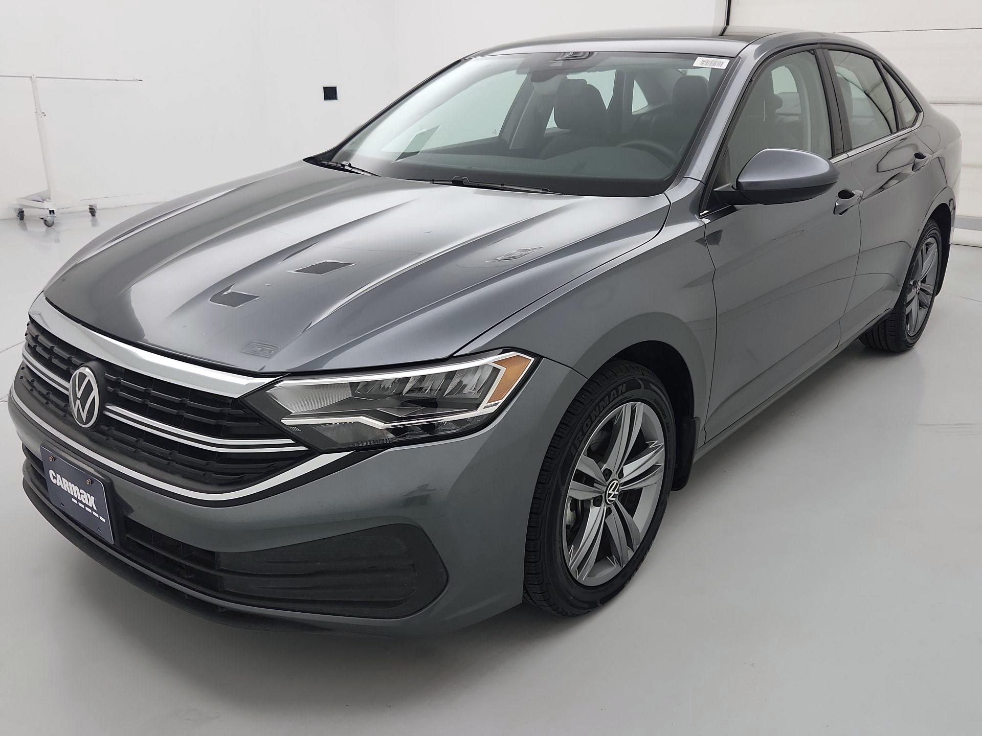 Thumbnail: 2024 Volkswagen Jetta - 3