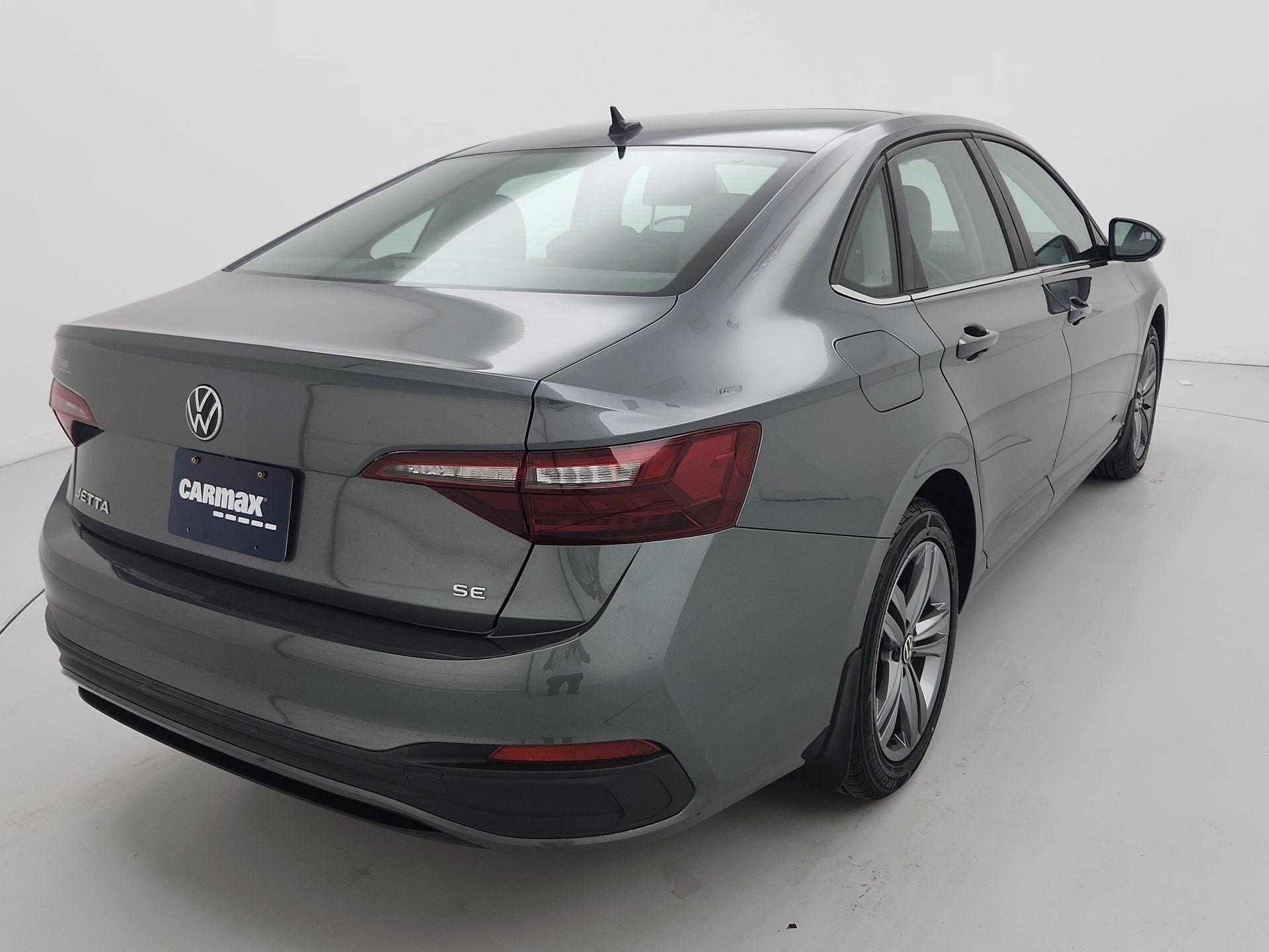 Thumbnail: 2024 Volkswagen Jetta - 5