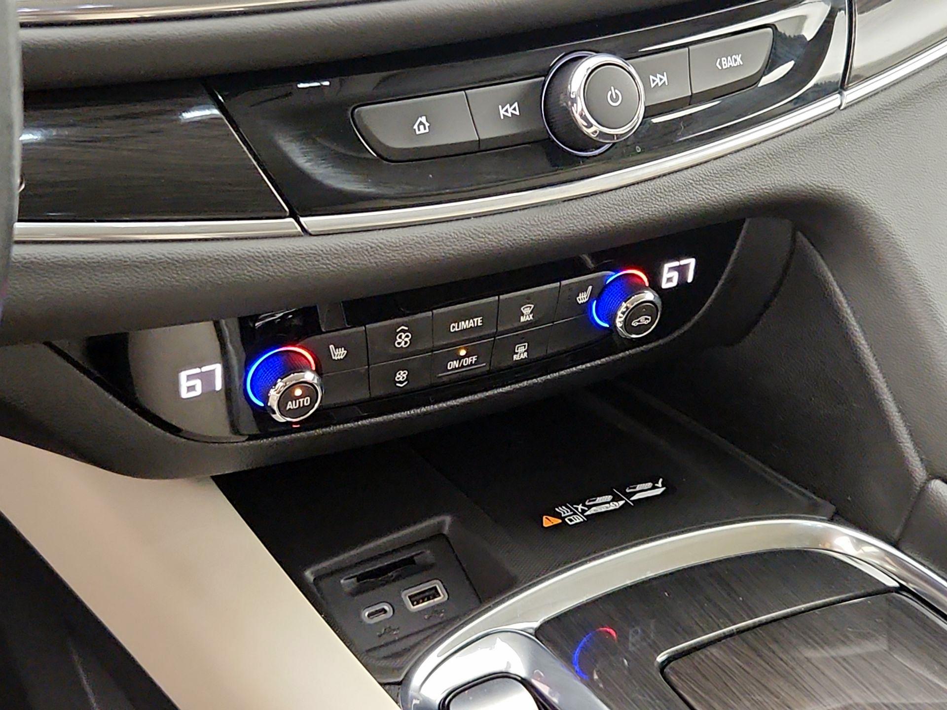 Thumbnail: 2022 Buick Enclave - 16