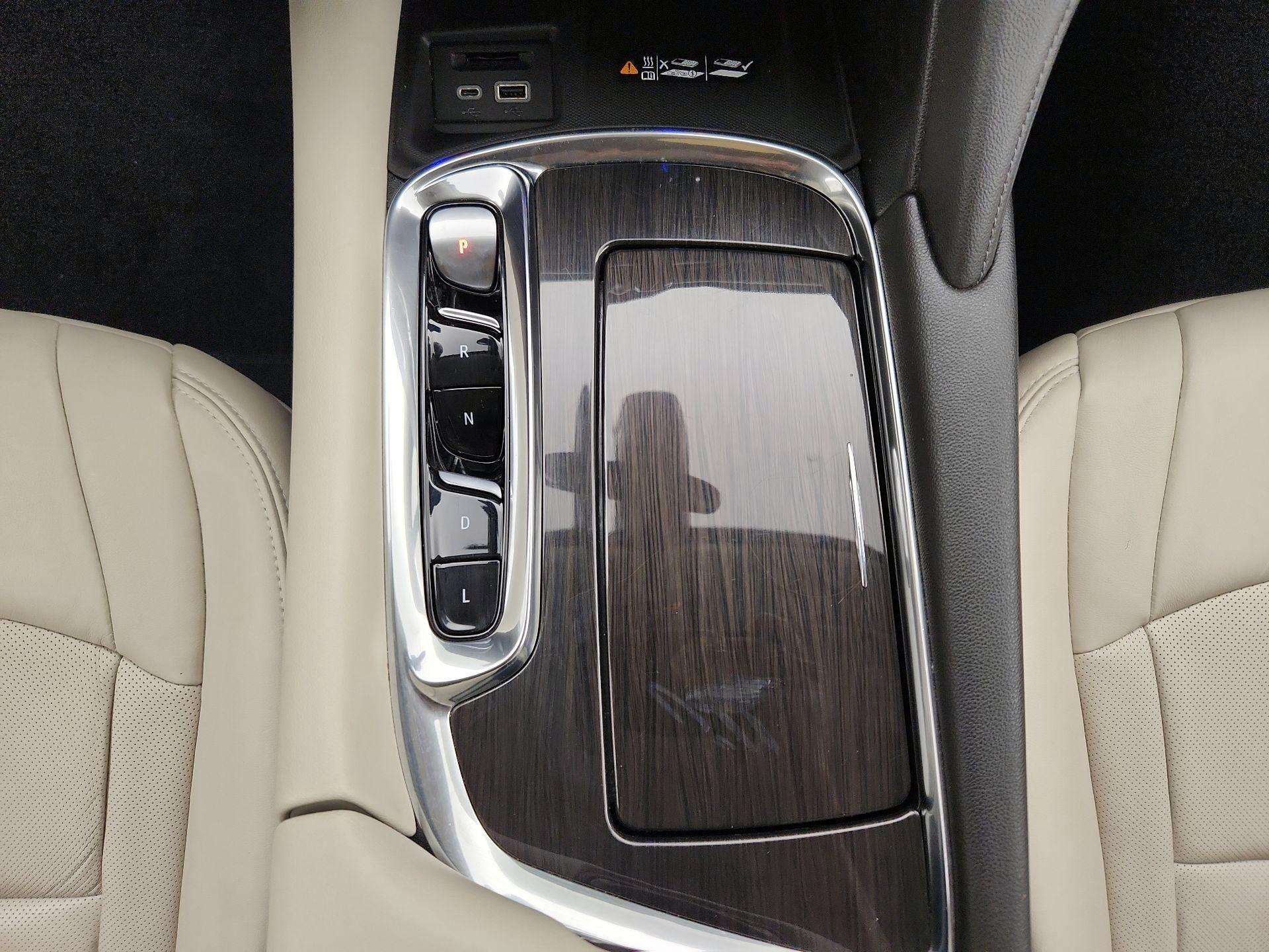 Thumbnail: 2022 Buick Enclave - 17