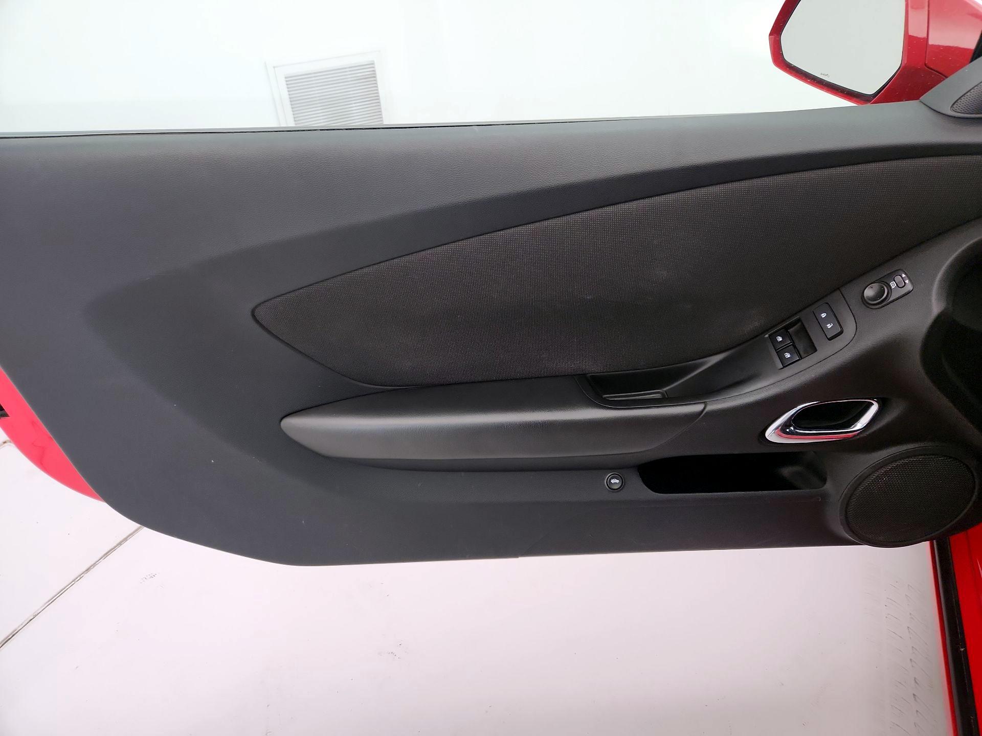 Thumbnail: 2014 Chevrolet Camaro - 12