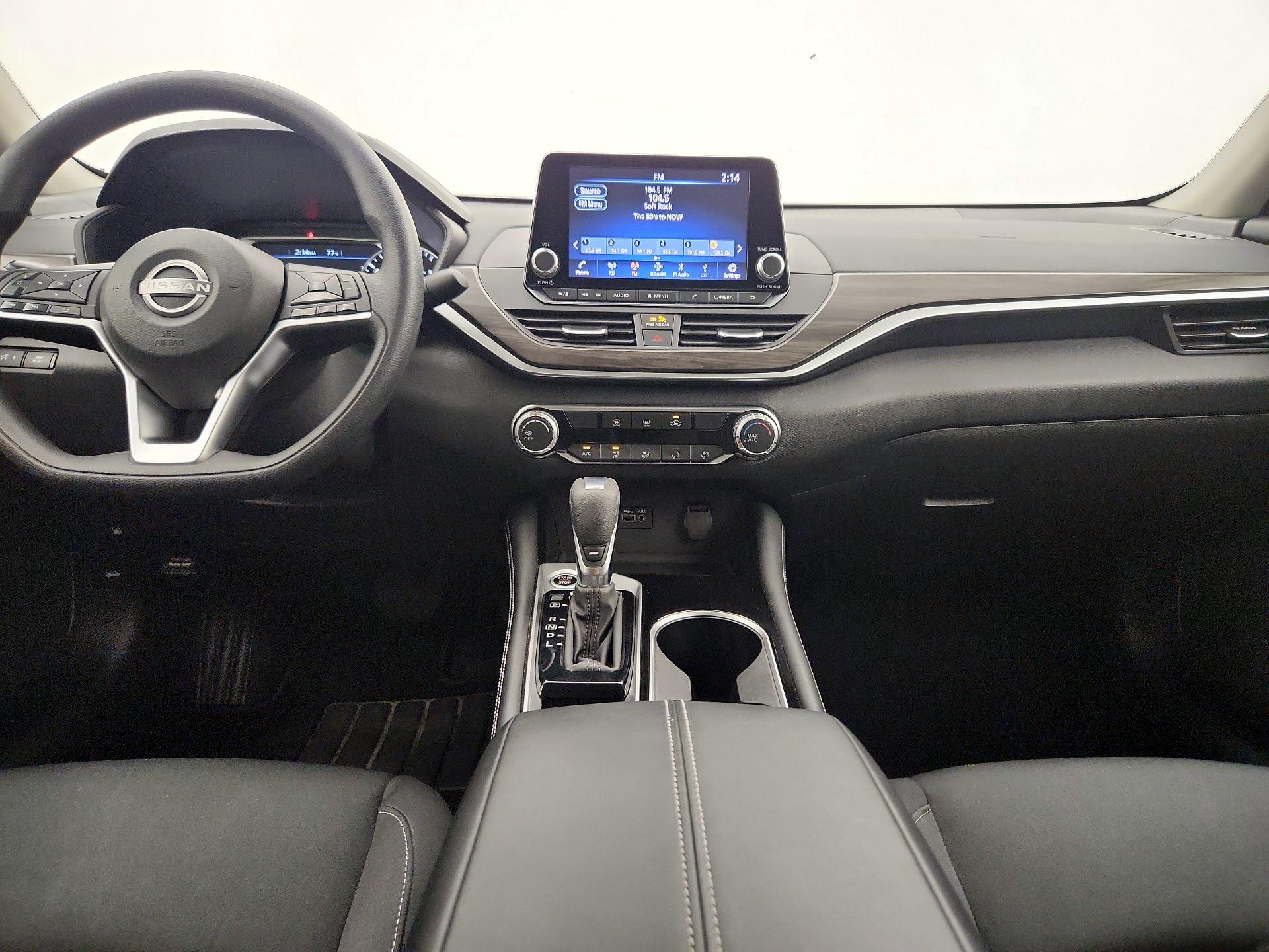 Thumbnail: 2023 Nissan Altima - 9