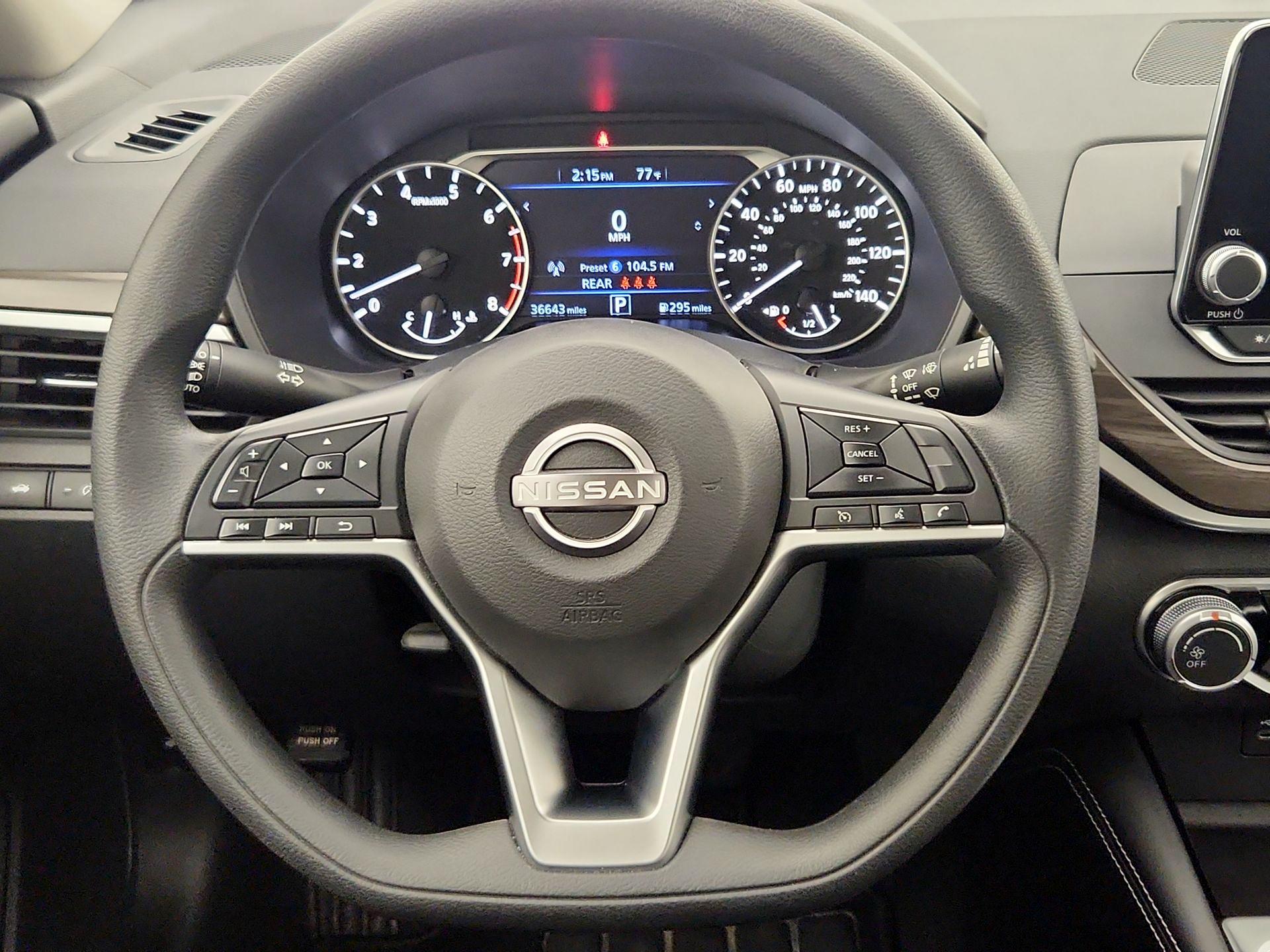 Thumbnail: 2023 Nissan Altima - 10