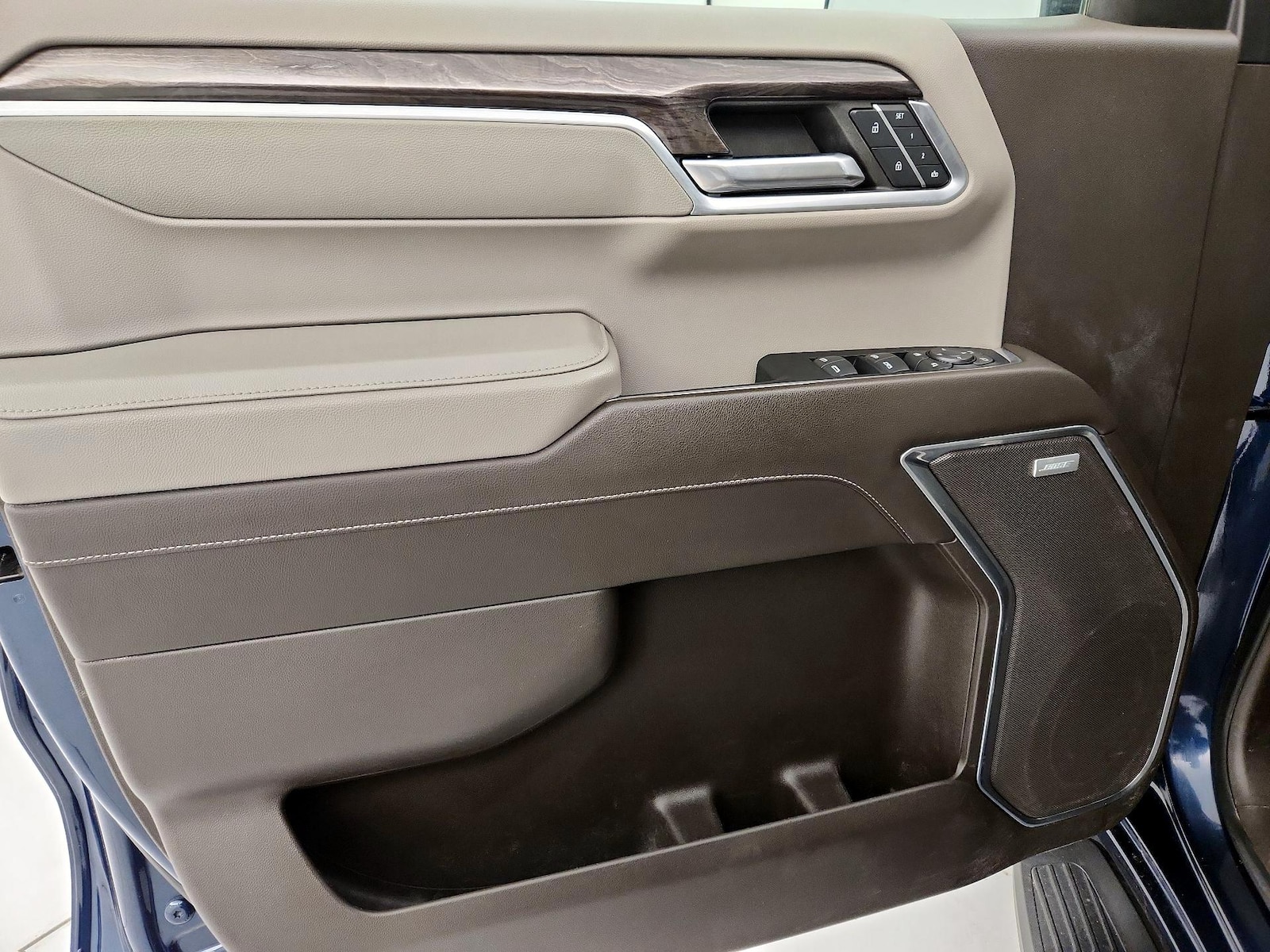 2023 Chevrolet Silverado 1500 LTZ - Photo 13