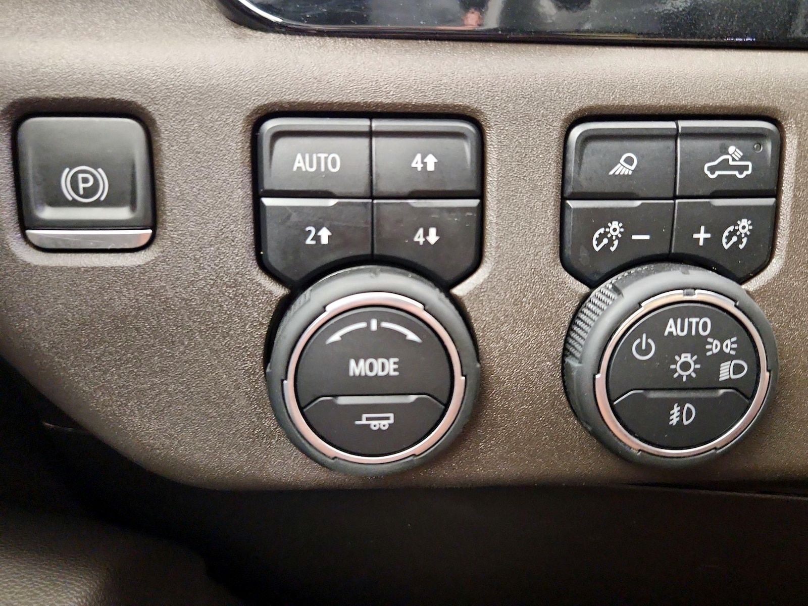 2023 Chevrolet Silverado 1500 LTZ - Photo 14