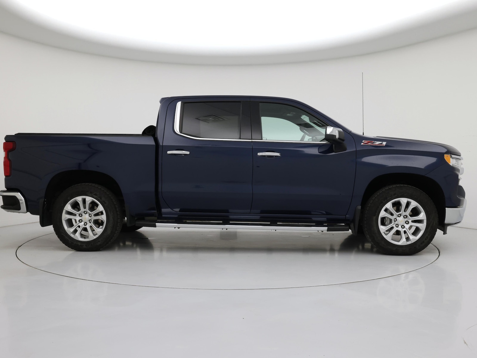 2023 Chevrolet Silverado 1500 LTZ - Photo 8
