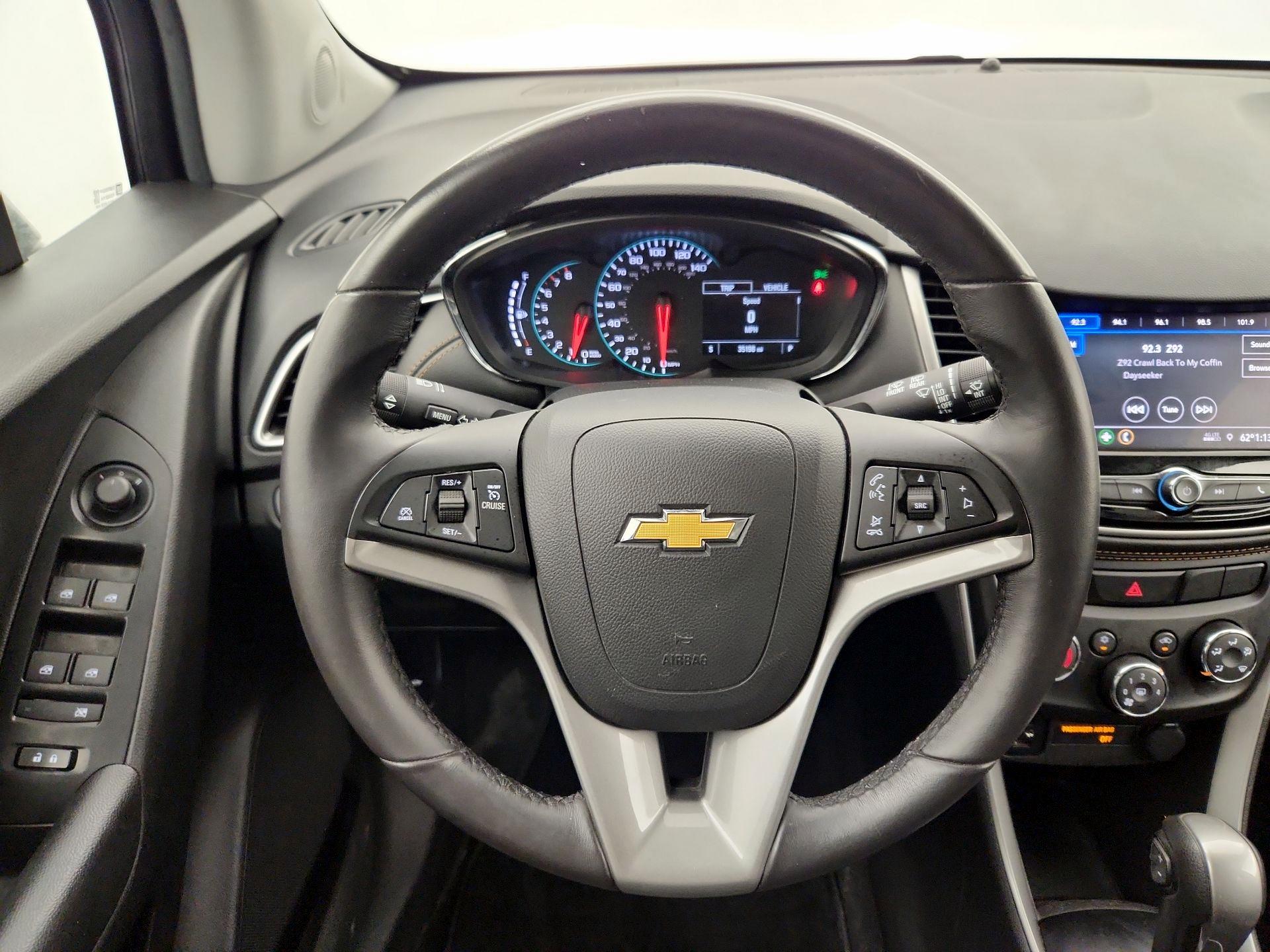 Thumbnail: 2022 Chevrolet Trax - 10