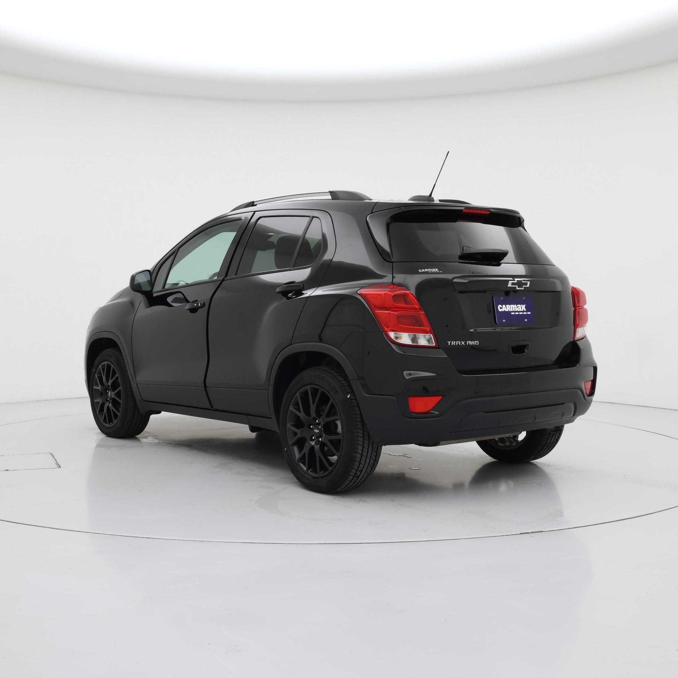 Thumbnail: 2022 Chevrolet Trax - 2