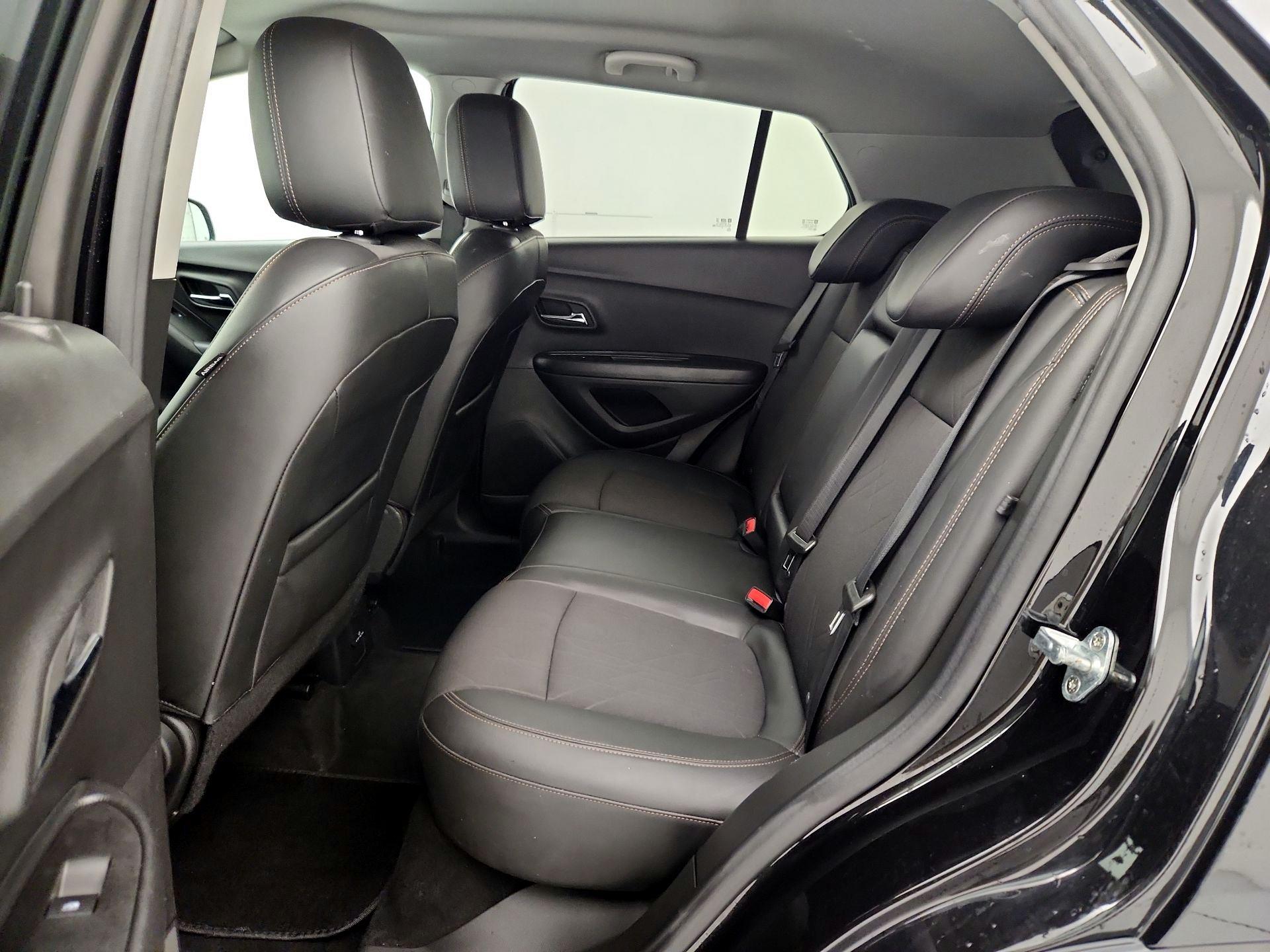 Thumbnail: 2022 Chevrolet Trax - 19