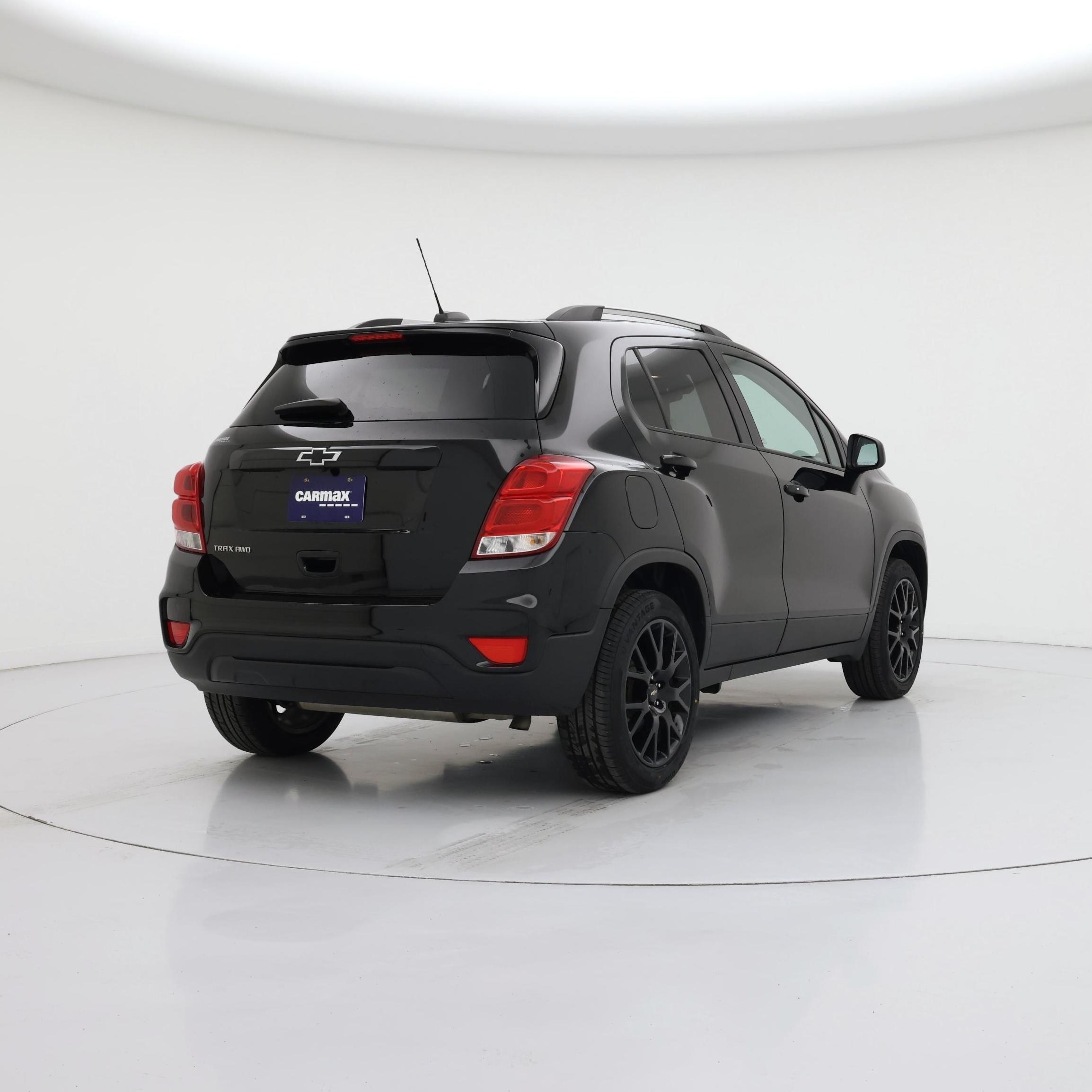 Thumbnail: 2022 Chevrolet Trax - 8