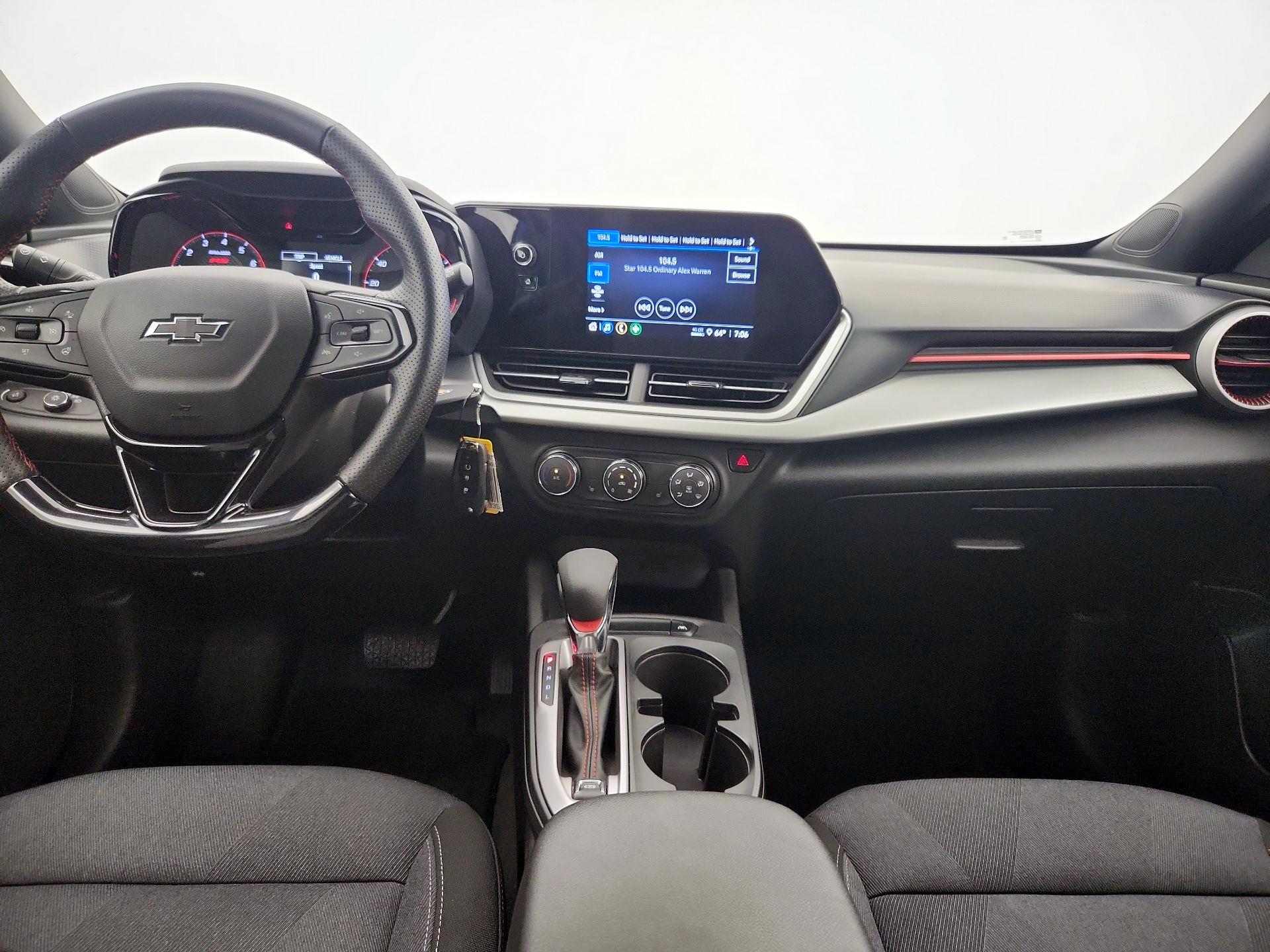 Thumbnail: 2024 Chevrolet Trax - 9