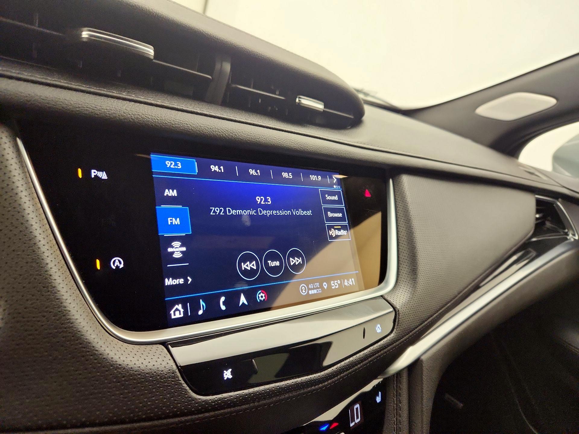 Thumbnail: 2025 Cadillac XT5 - 16