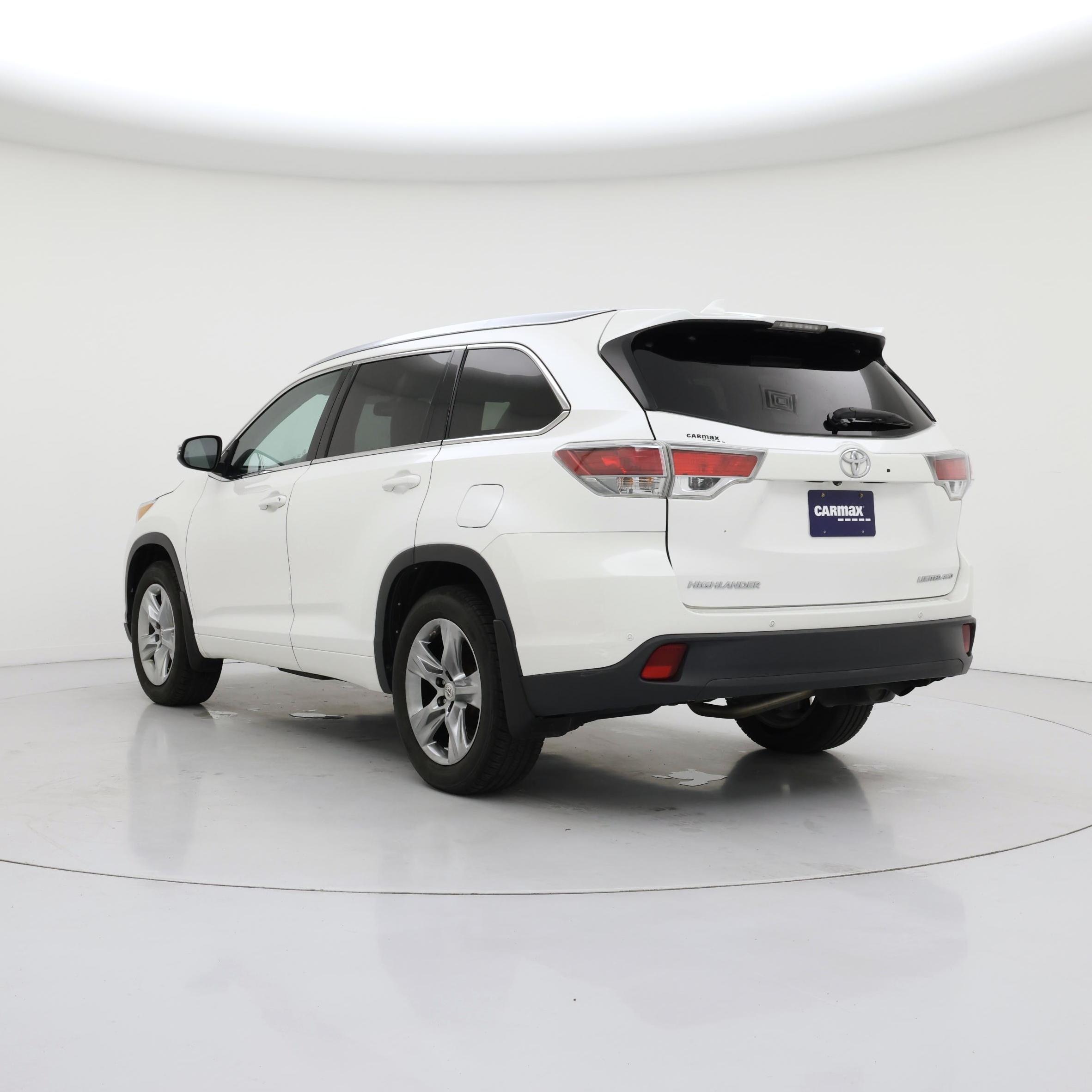 Thumbnail: 2015 Toyota Highlander - 2