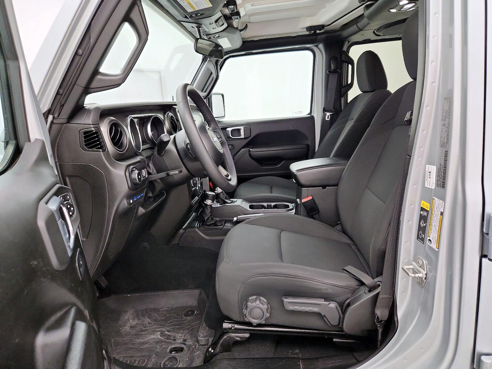 2023 Jeep Wrangler 4xe Willys 4XE - Photo 12