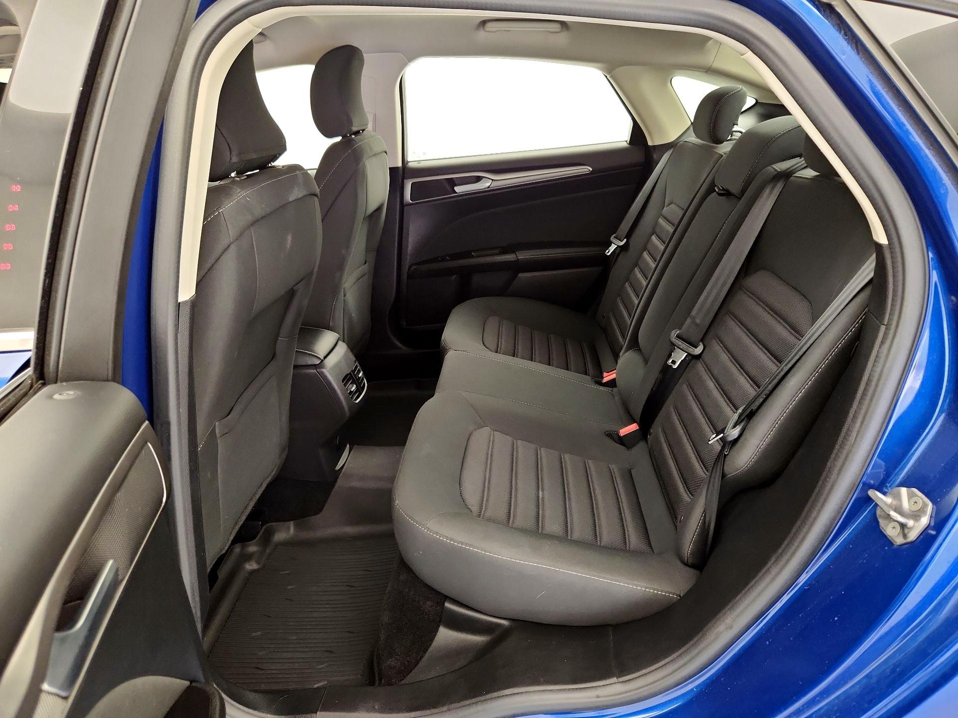 Thumbnail: 2017 Ford Fusion - 19